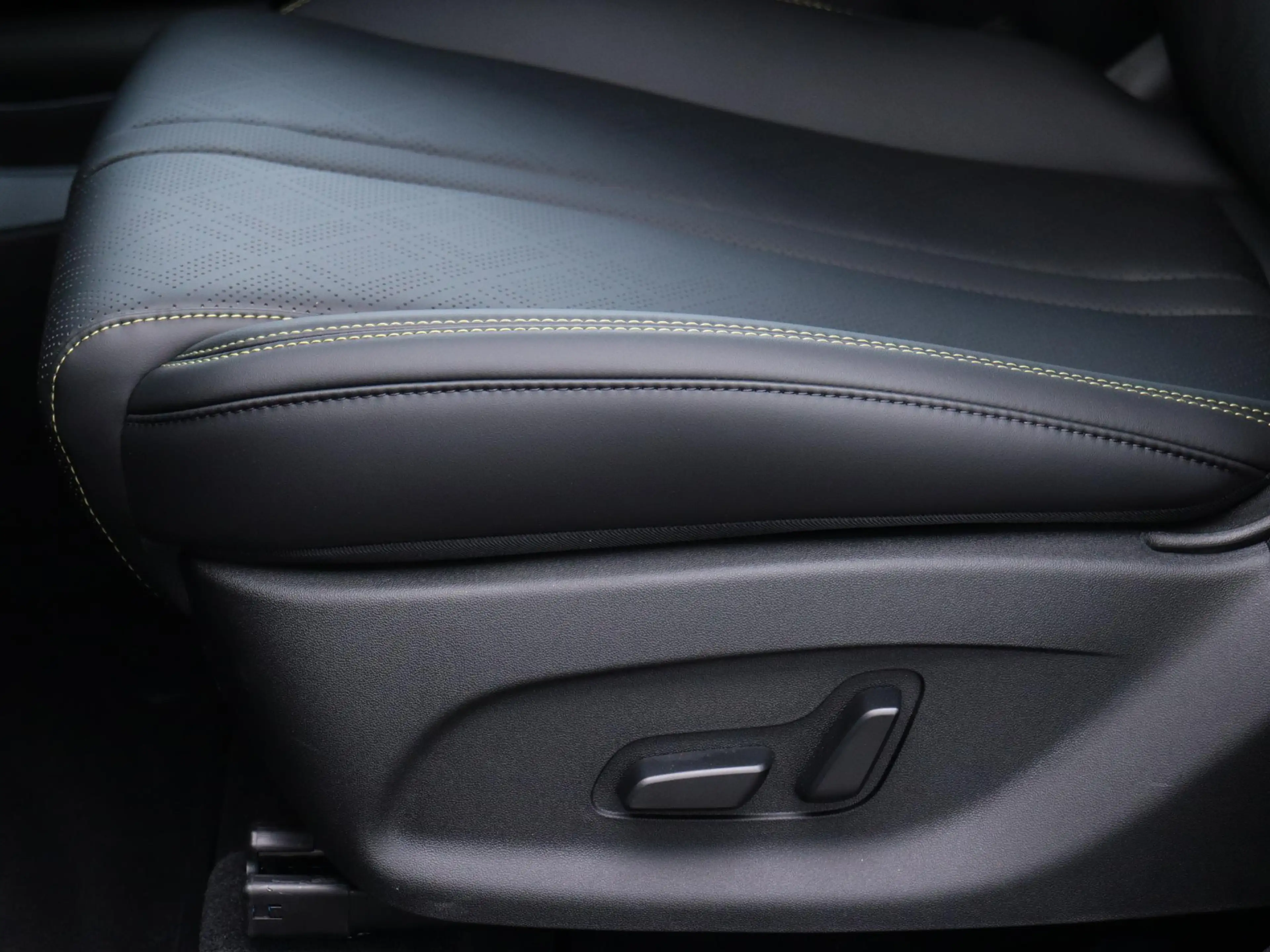 BYD Atto 2 DM-i Boost | 90km elektrisch | 360° camera | Panor — photo 9