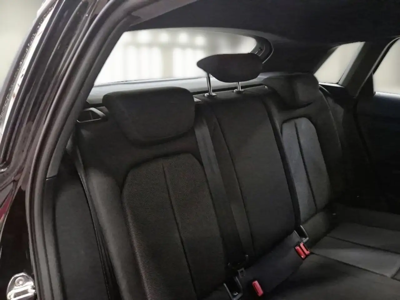 Audi A3 SPORTBACK 30 TDI S TRONIC BUSINESS S.BACK 5 PORTE BERLINA 11