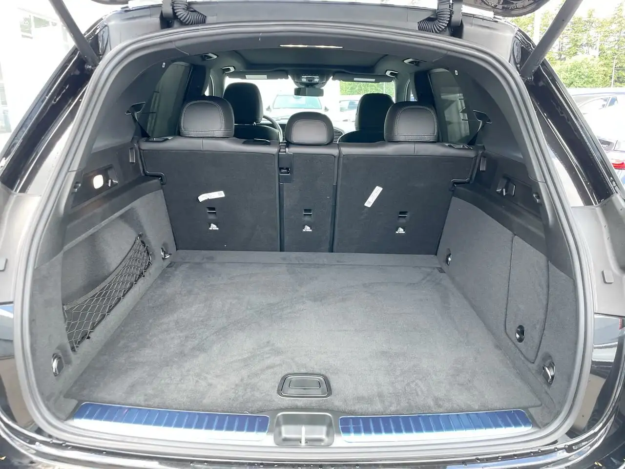 Mercedes-Benz GLE снимка Mercedes-Benz GLE