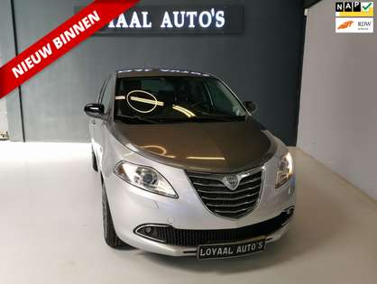 Lancia Ypsilon 0.9 TwinAir Platinum | AIRCO | TREKHAAK | ELEK.RAM