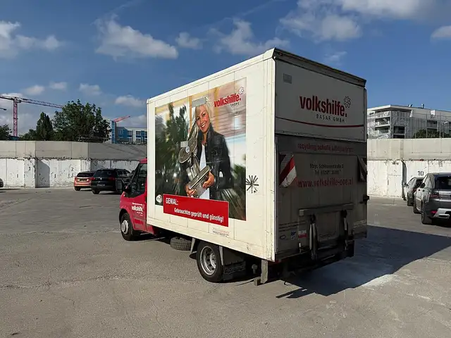 Ford Transit view 3