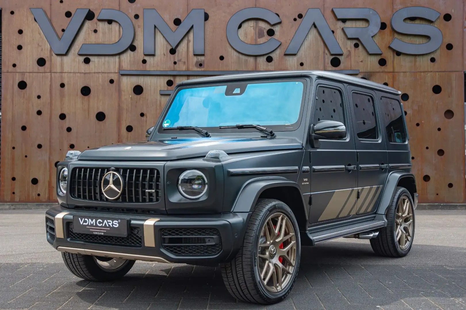 Mercedes-Benz G 63 AMG Grand Edition *REAR-ENT*SUPERIOR*TV*VOL Noir - 1