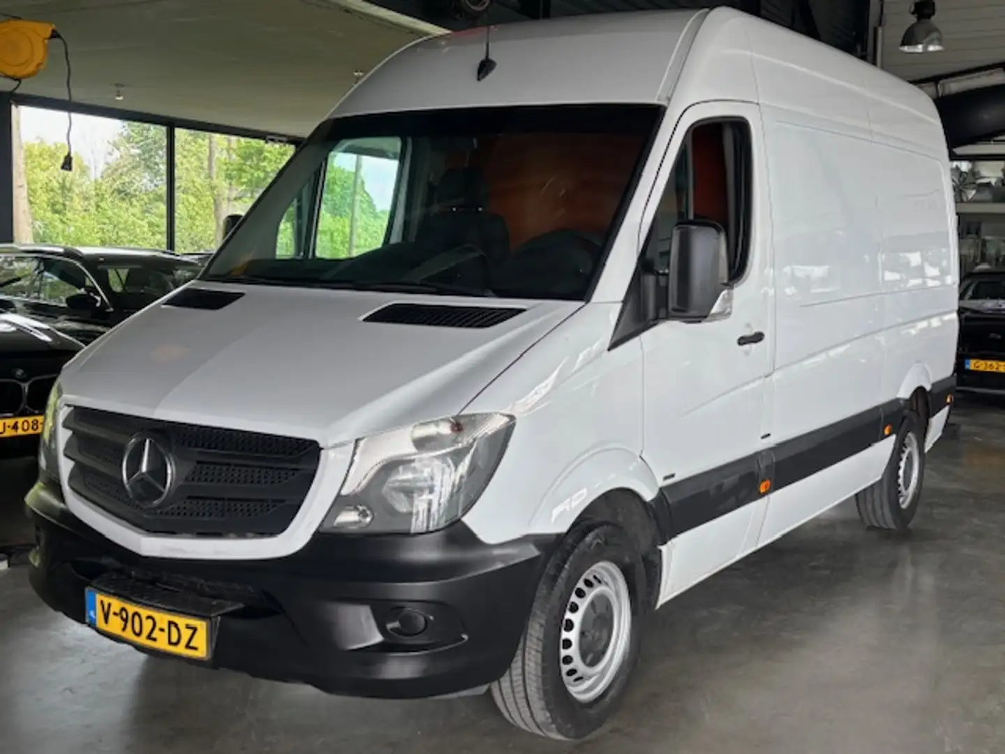 Mercedes-Benz Sprinter 314 CDI Aut. L2H2 2.1CDI 140pk Euro 6 Blanc - 1