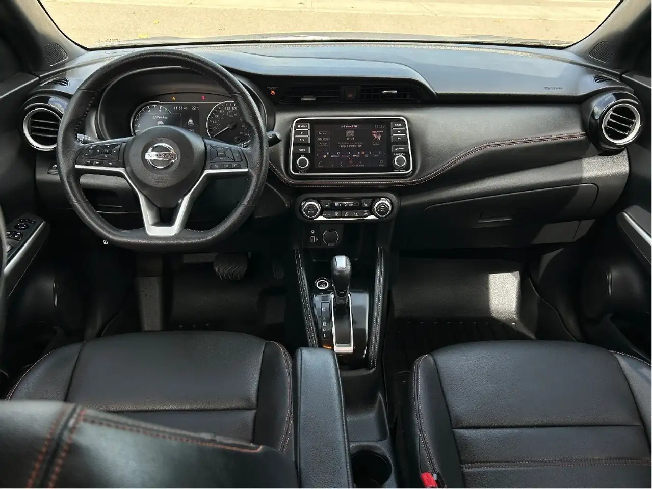 Nissan Kicks снимка Nissan Kicks