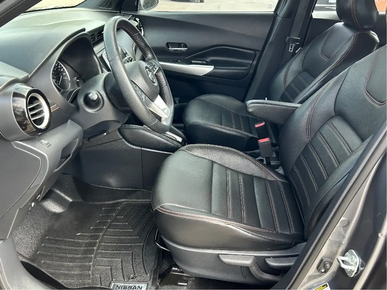 Nissan Kicks снимка Nissan Kicks