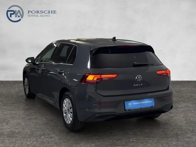 Volkswagen Golf view 4