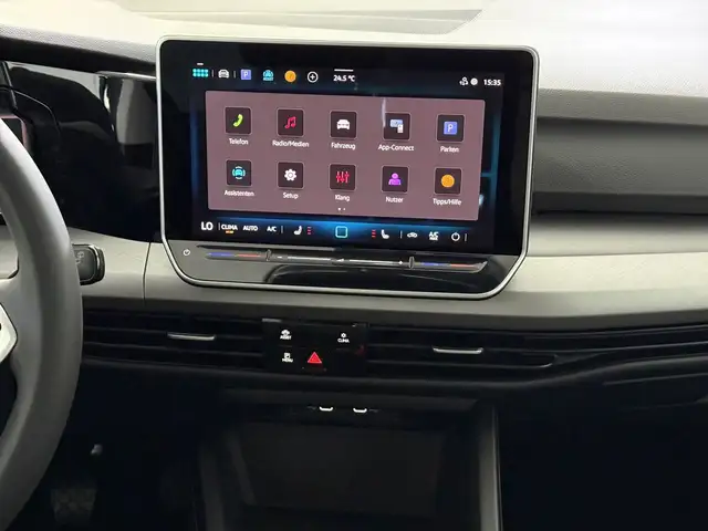 Volkswagen Golf view 11