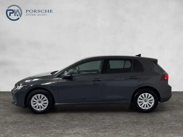 Volkswagen Golf view 3
