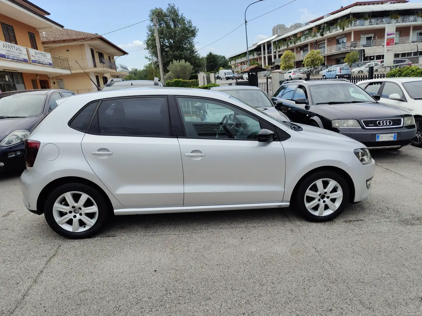 Volkswagen Polo Polo V 2009 5p 1.2 tsi Highline 105cv Zilver - 2