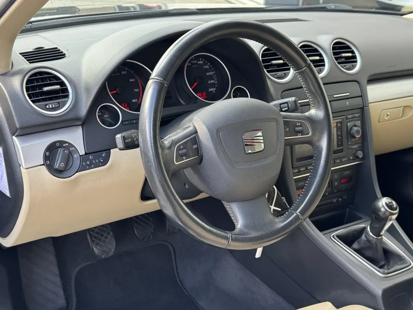 SEAT Exeo ST 1.8 TSI Businessline High - Navigatie I Airco I Zwart - 2