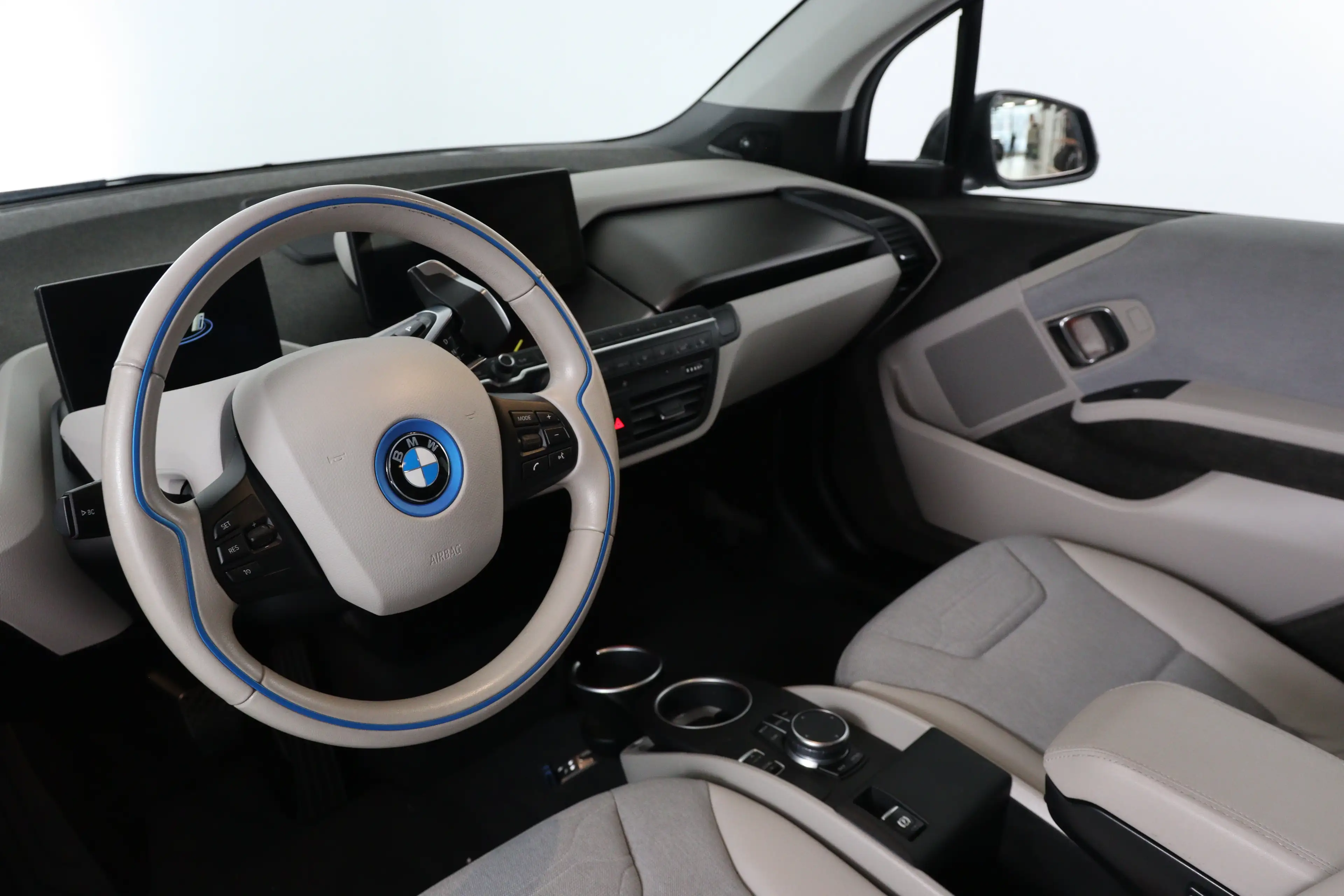 BMW i3 Basis iPerformance 94Ah 33 kWh | Dealer Onderhoud — photo 5