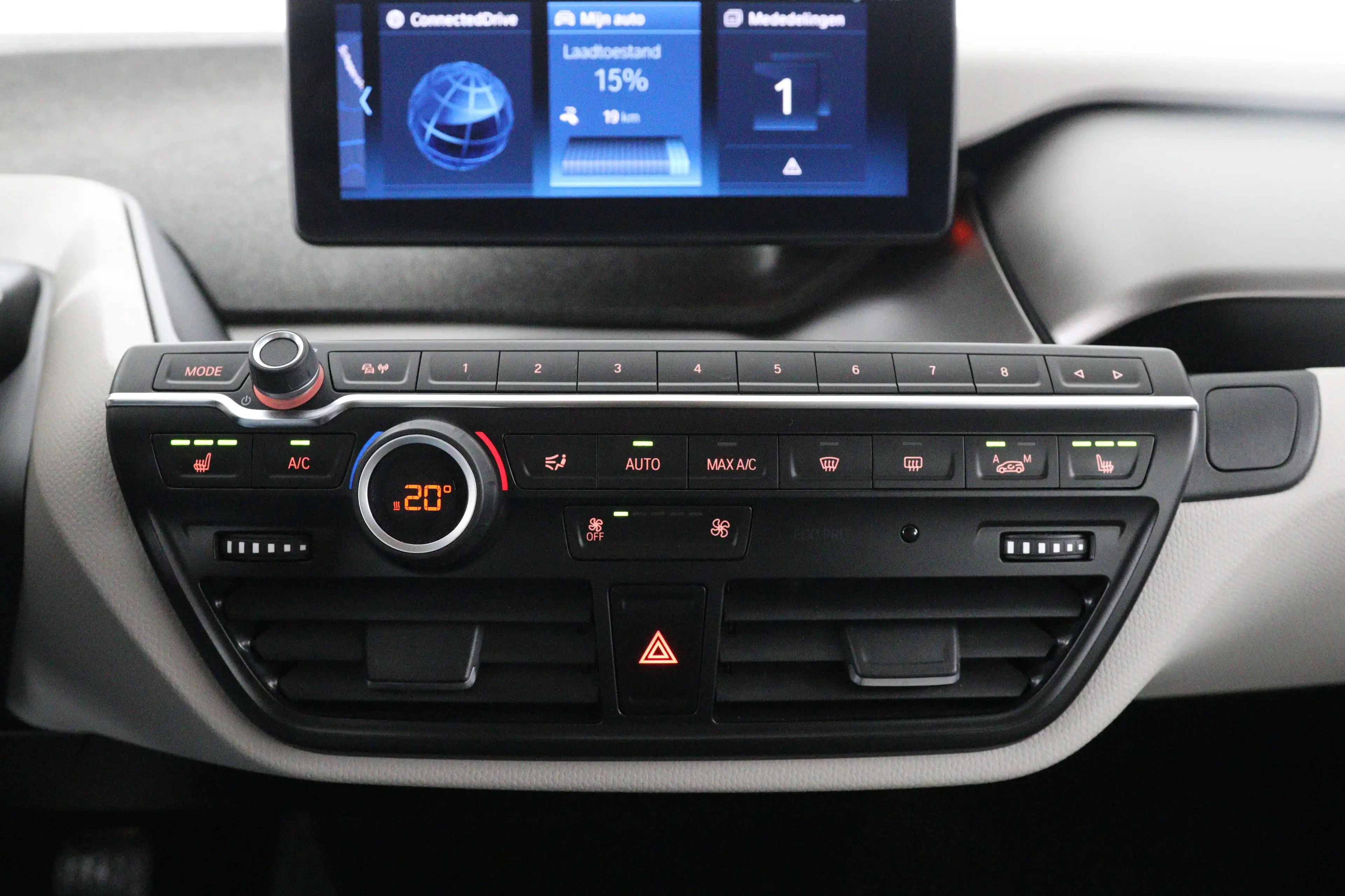 BMW i3 Basis iPerformance 94Ah 33 kWh | Dealer Onderhoud — photo 35
