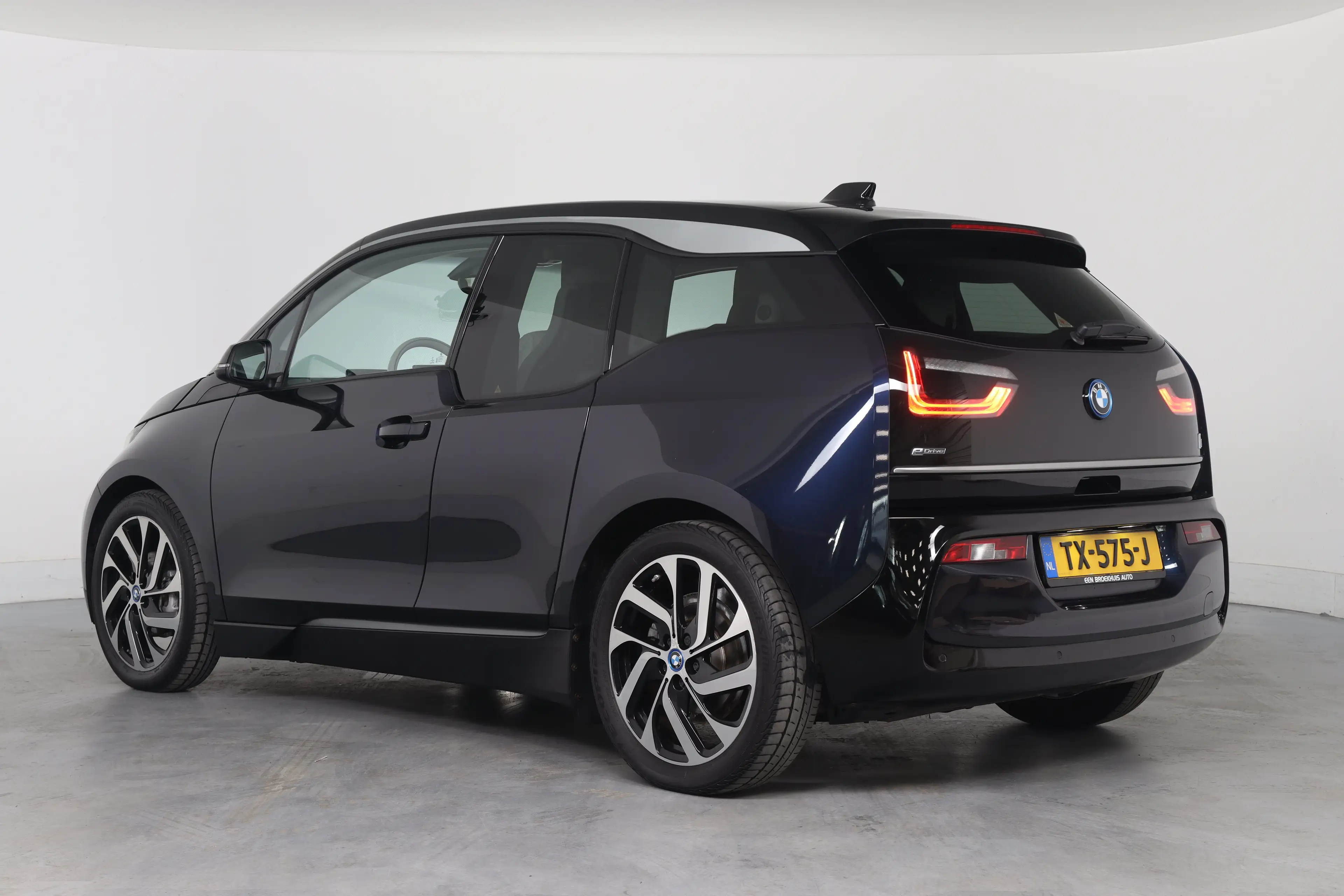 BMW i3 Basis iPerformance 94Ah 33 kWh | Dealer Onderhoud — photo 3