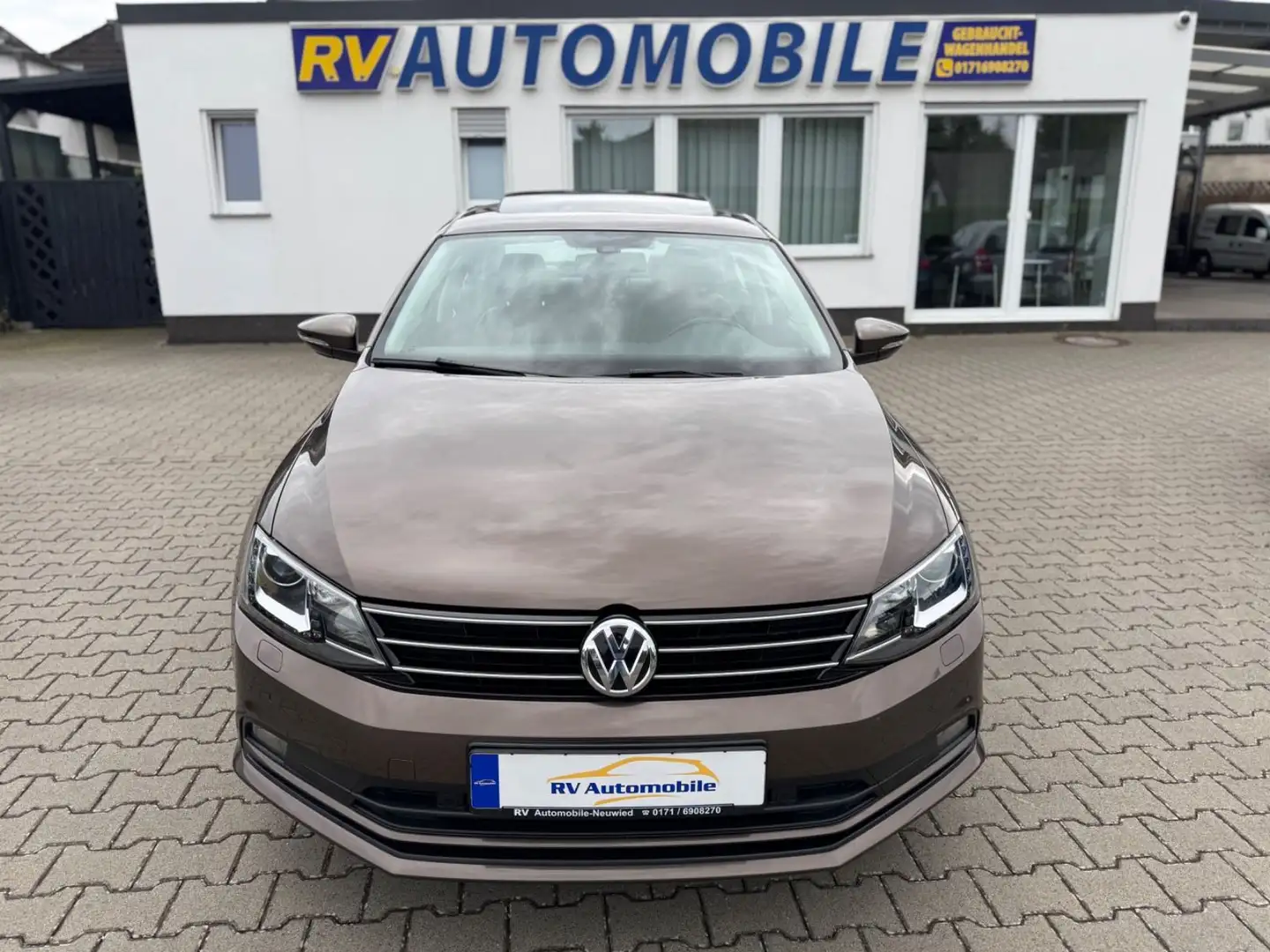 Volkswagen Jetta VI Allstar BMT Braun - 1