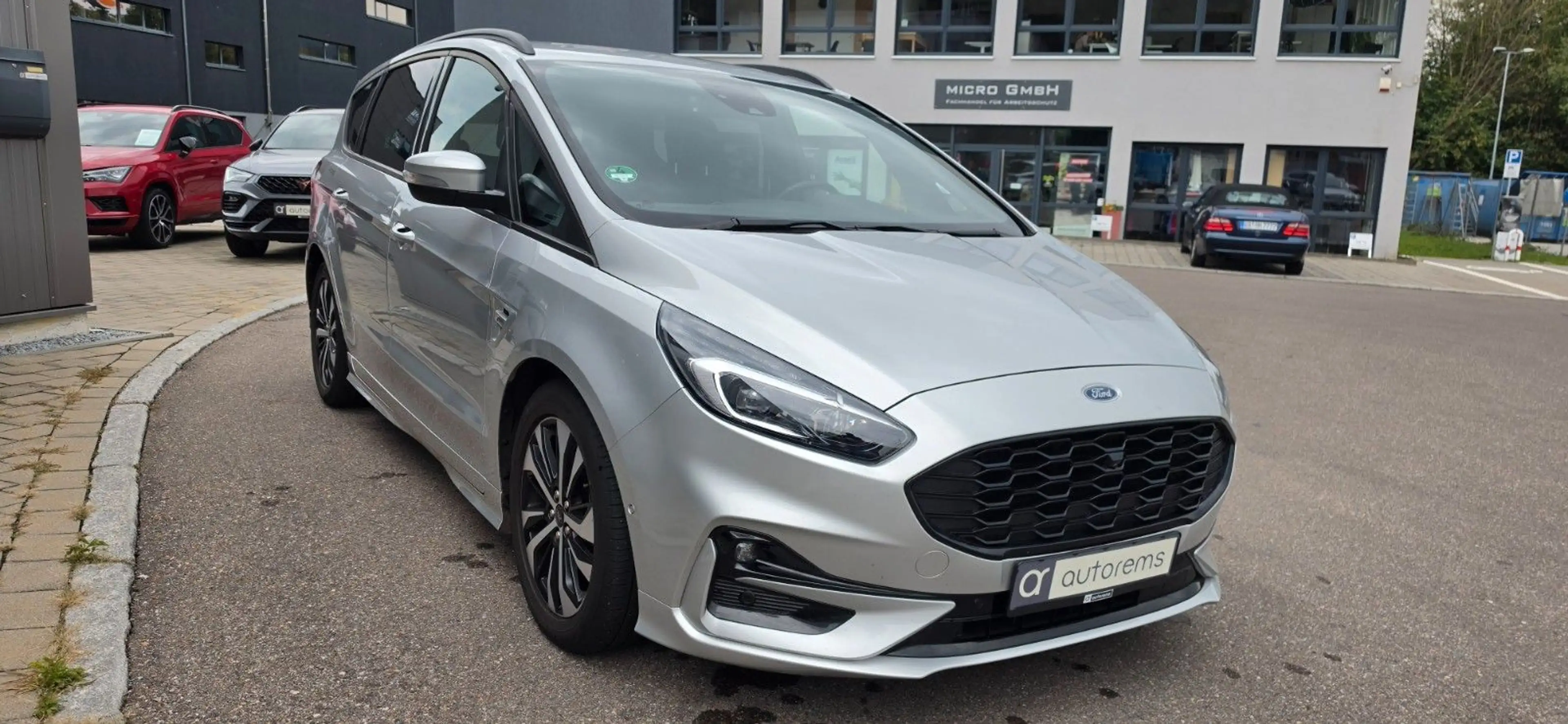 Ford S-Max ST-Line*AHK*ASSIST*ACC*LED*WINTERP.* — photo 3