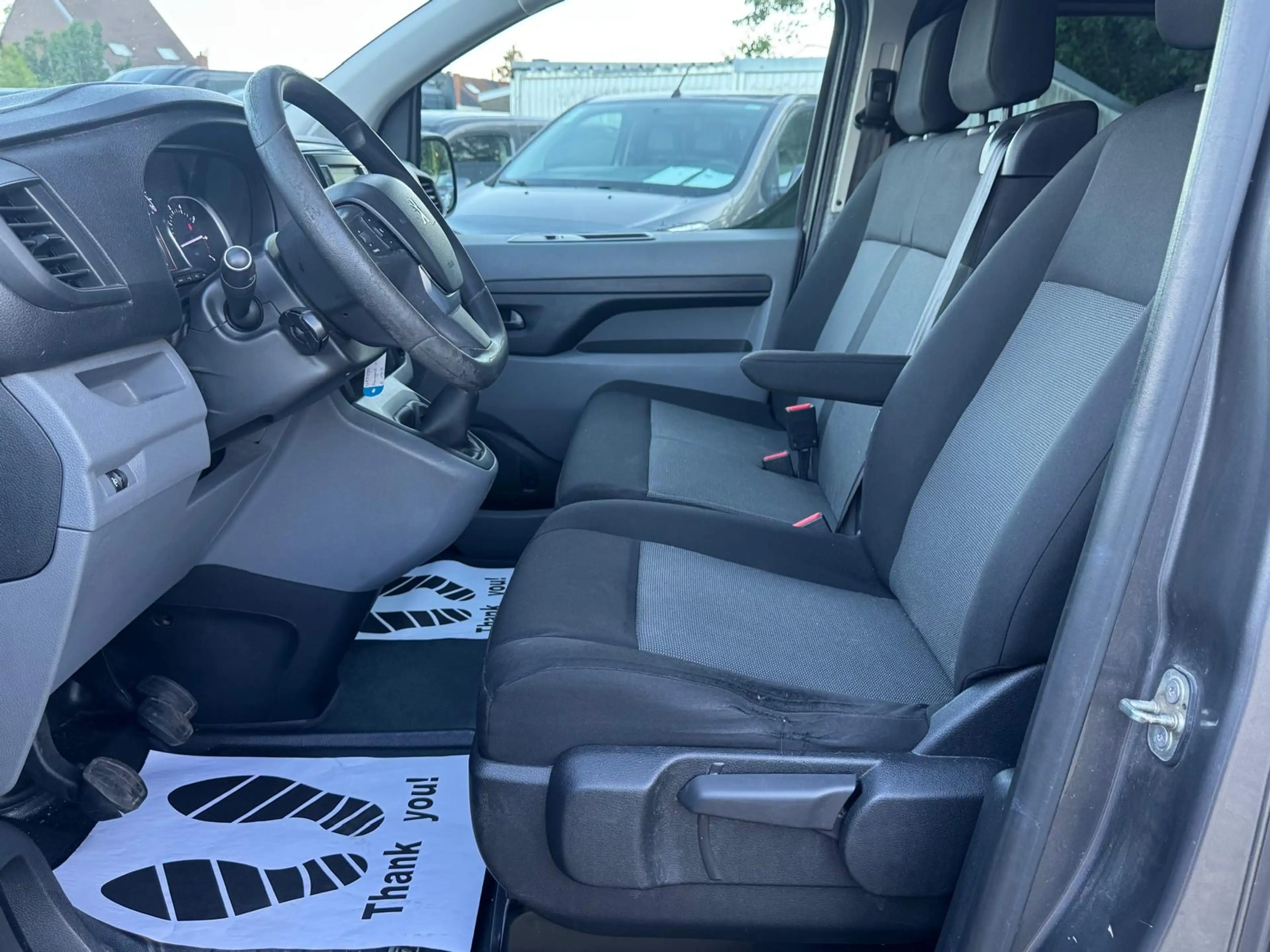 Peugeot Expert 2.0 BlueHDi L2/Etat neuf/Airco/Euro6b/6 places — photo 7