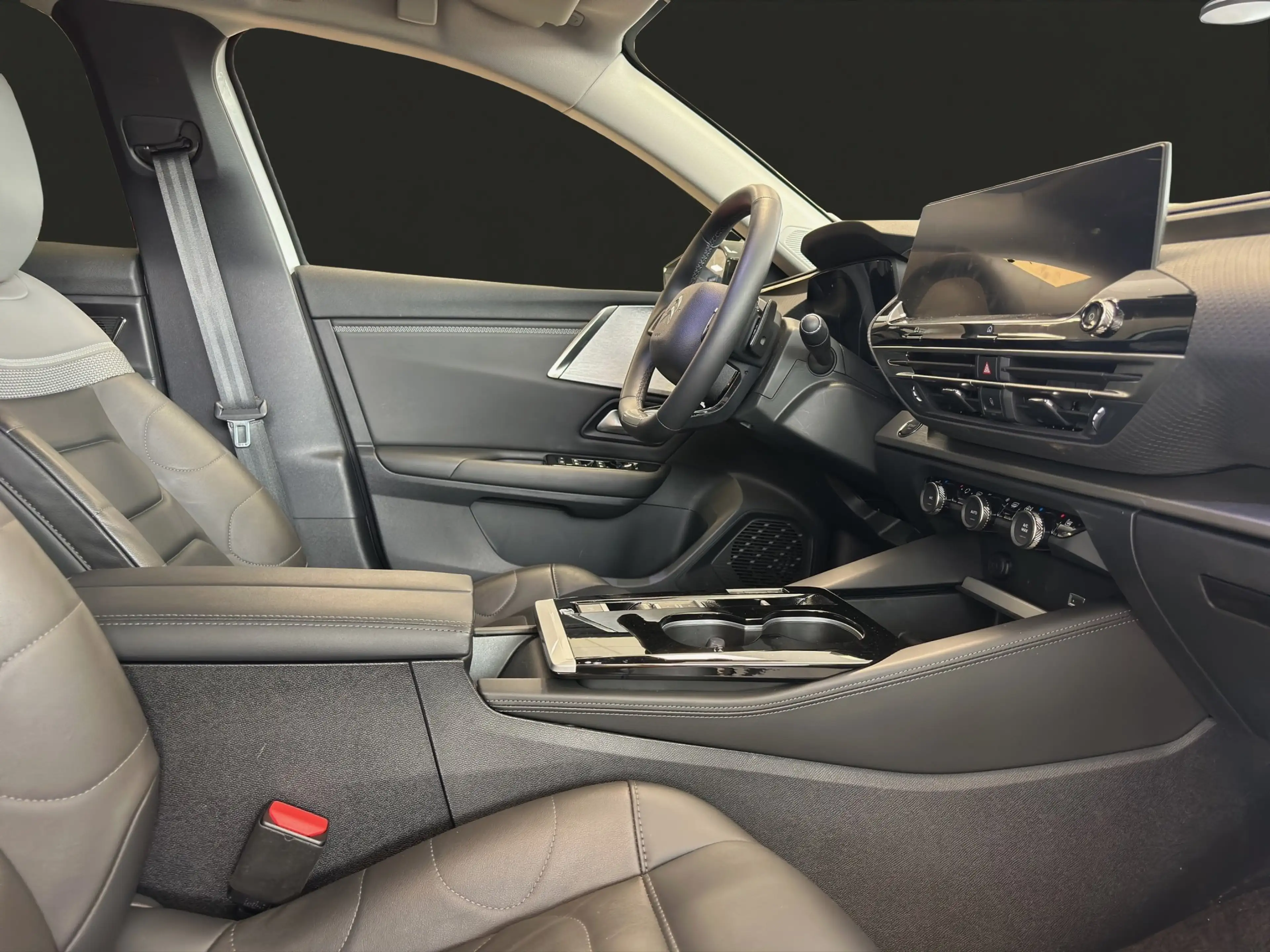 Citroen C5 X Plus 1.2 145 eDSC6 Hybrid PDC/RFK/SHZ/LED/DAB/NAVI — photo 5