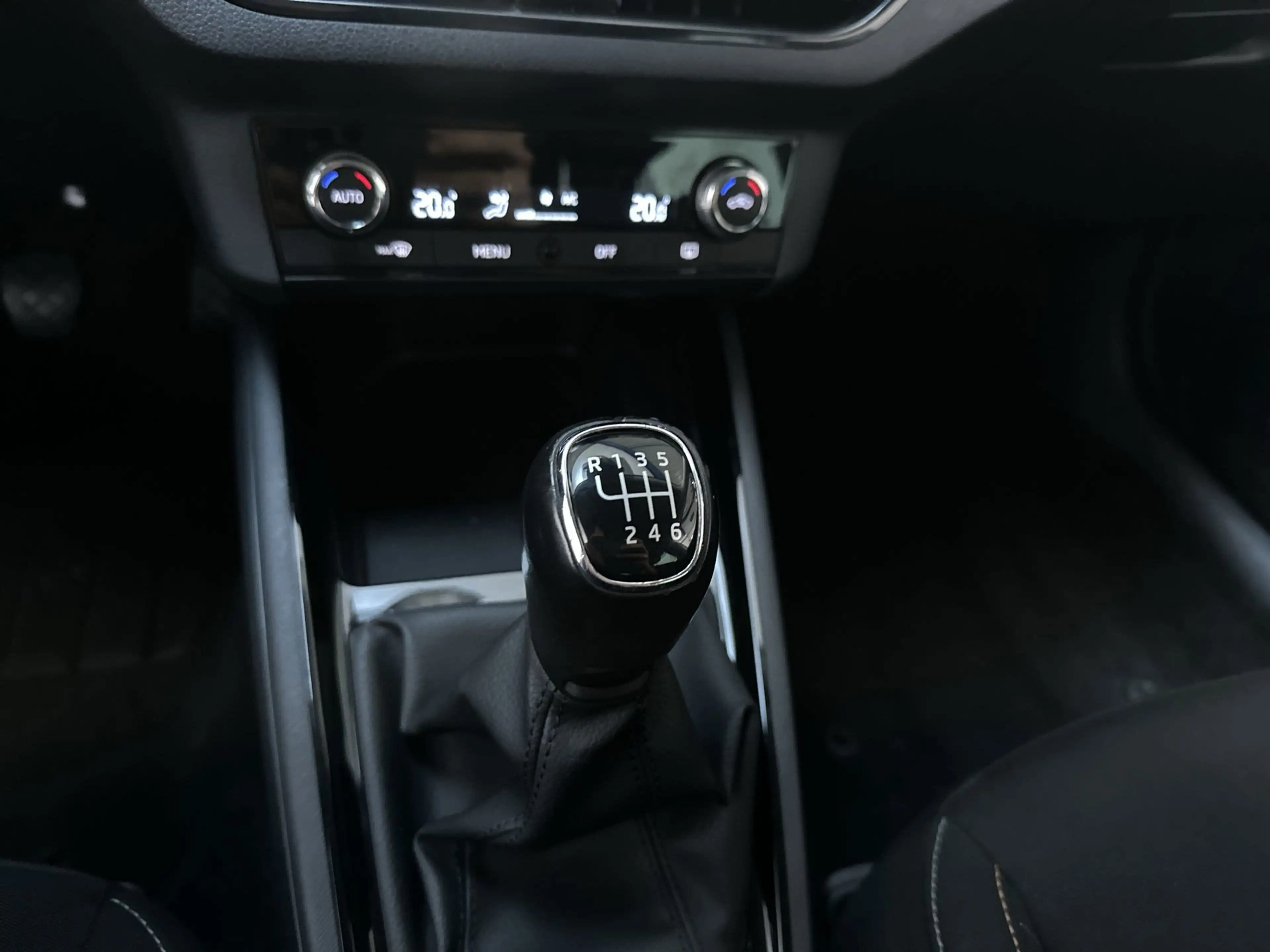 Skoda Scala 1.0 TSI 110pk Ambition Parkeersensoren Navigatie A — photo 11