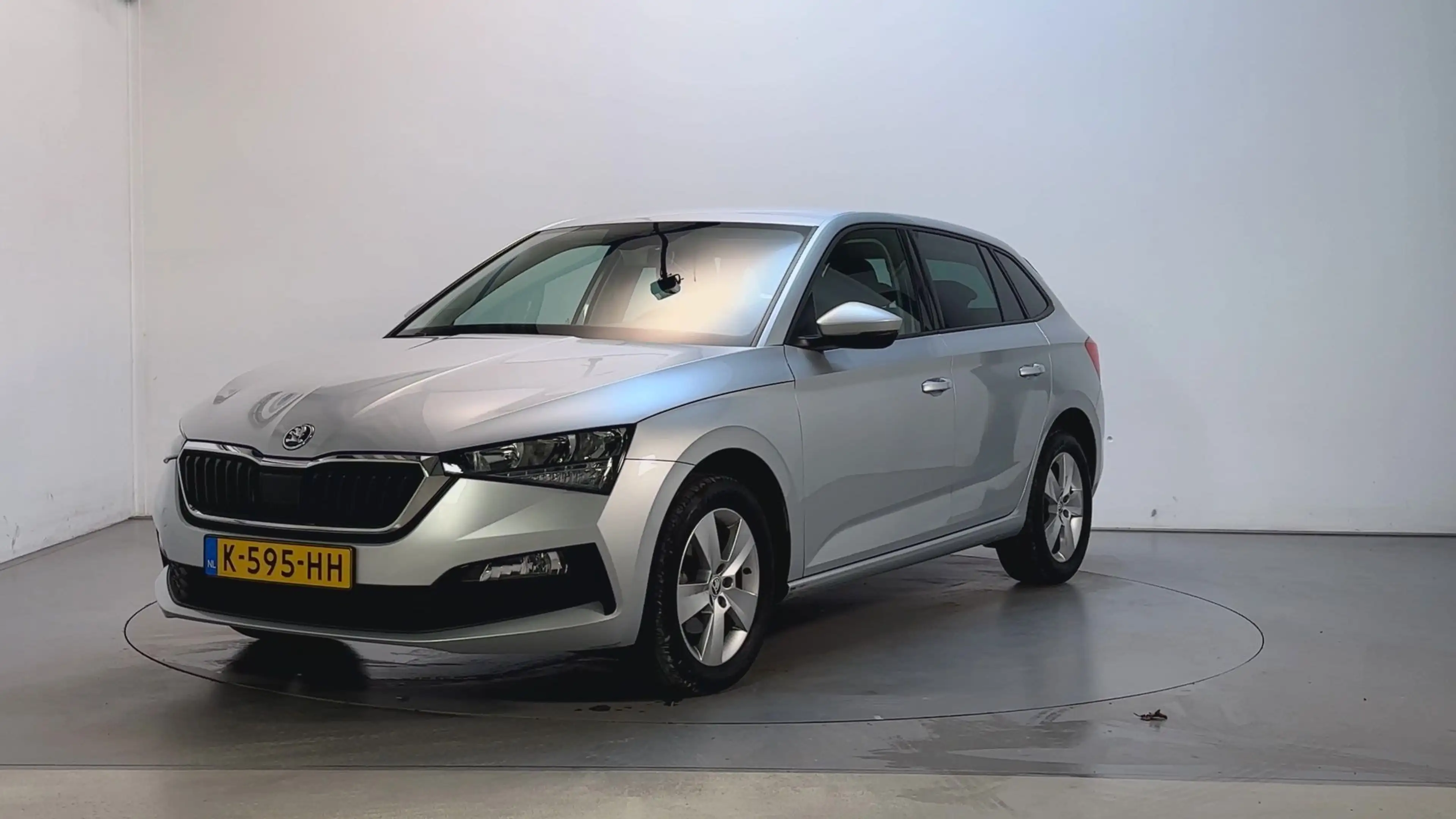 Skoda Scala 1.0 TSI 110pk Ambition Parkeersensoren Navigatie A — photo 8