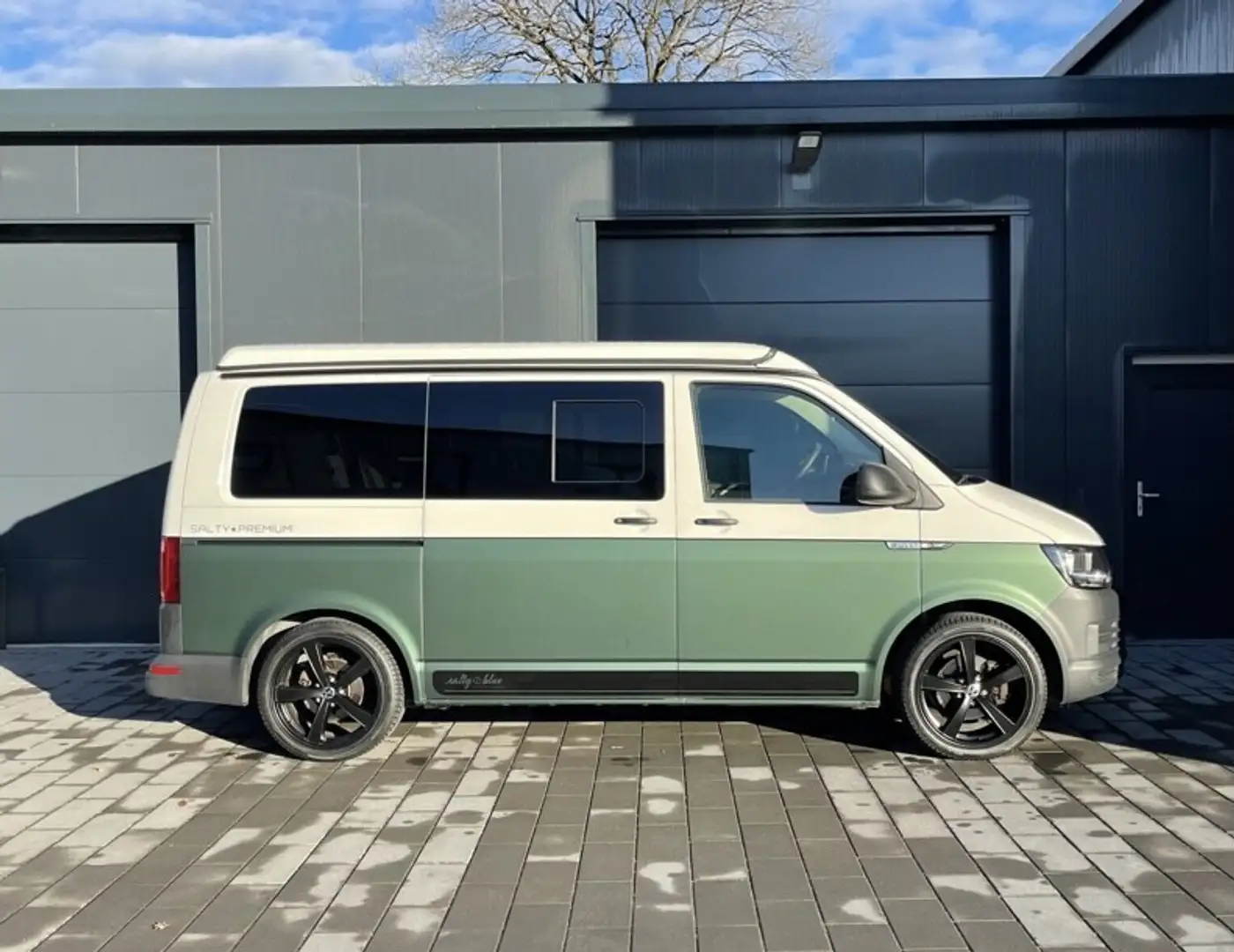 Volkswagen T6 Transporter Bulli T6 Campervan Salty Blue Premium Grün - 1