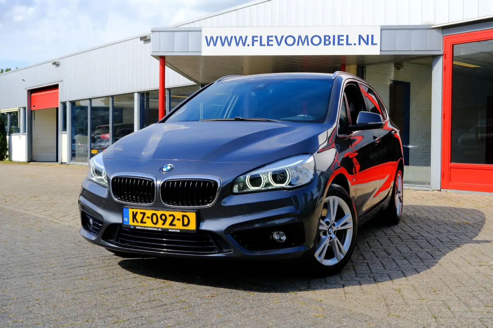 BMW 216 2-serie Active Tourer 216d Corporate Lease Executi Grijs - 1