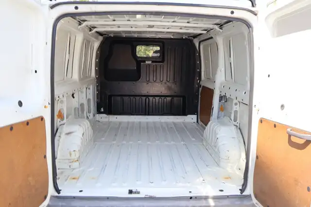 Ford Transit view 10
