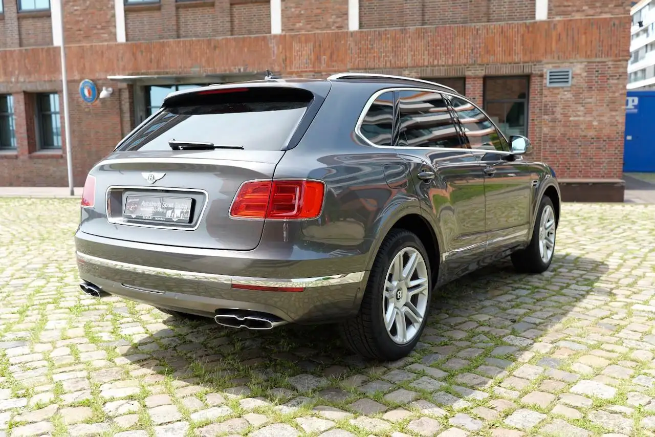Bentley Bentayga V8 – Foto 7