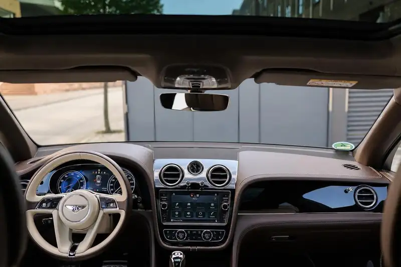 Bentley Bentayga V8 – Foto 8