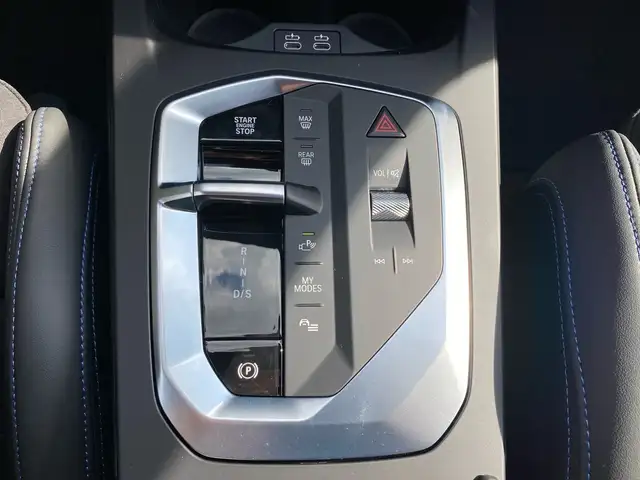 BMW 1 Series view 15