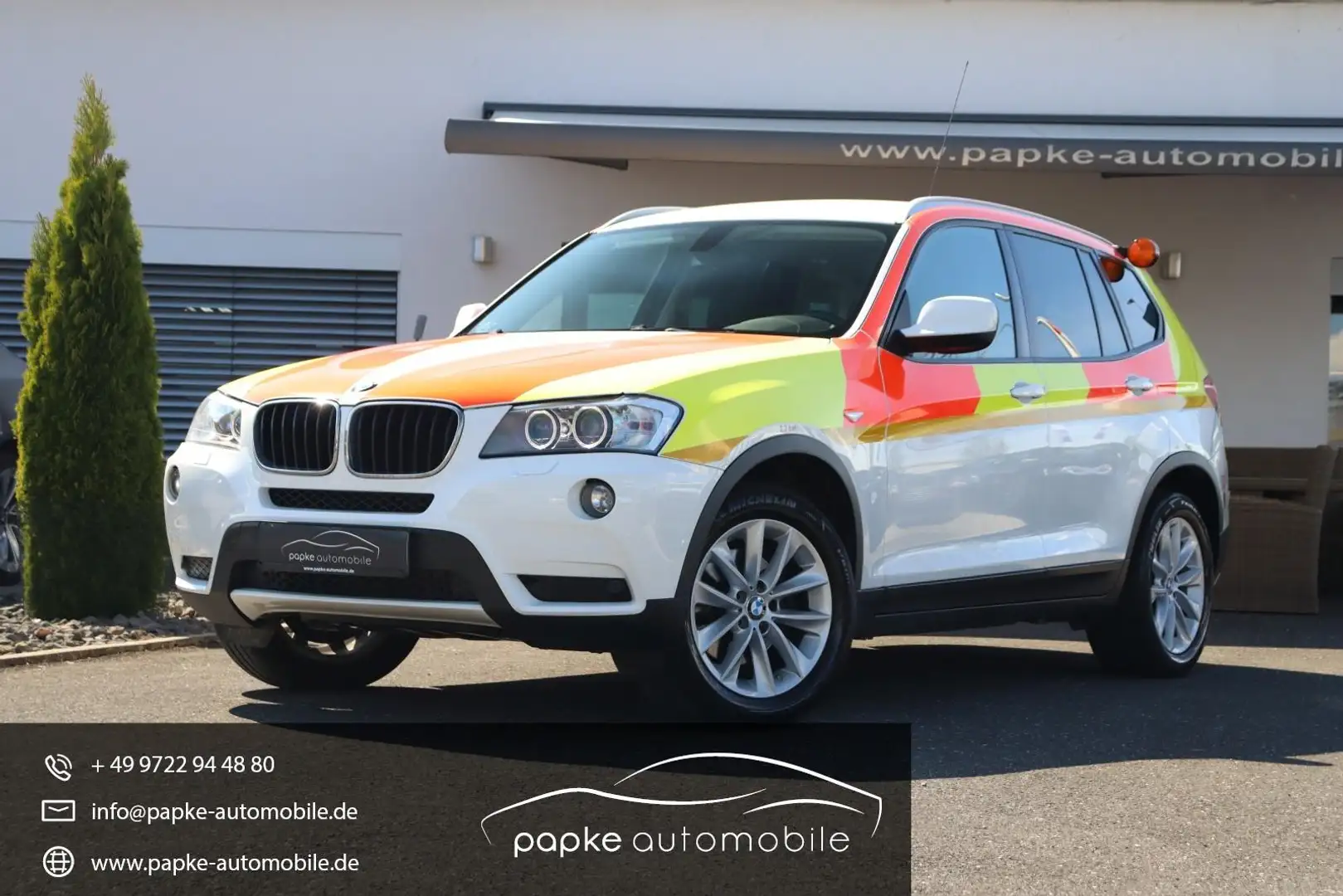 BMW X3 xDrive20d +RETTUNGSWAGEN+XENON+DDC+PDC+18ZOLL+ Weiß - 1