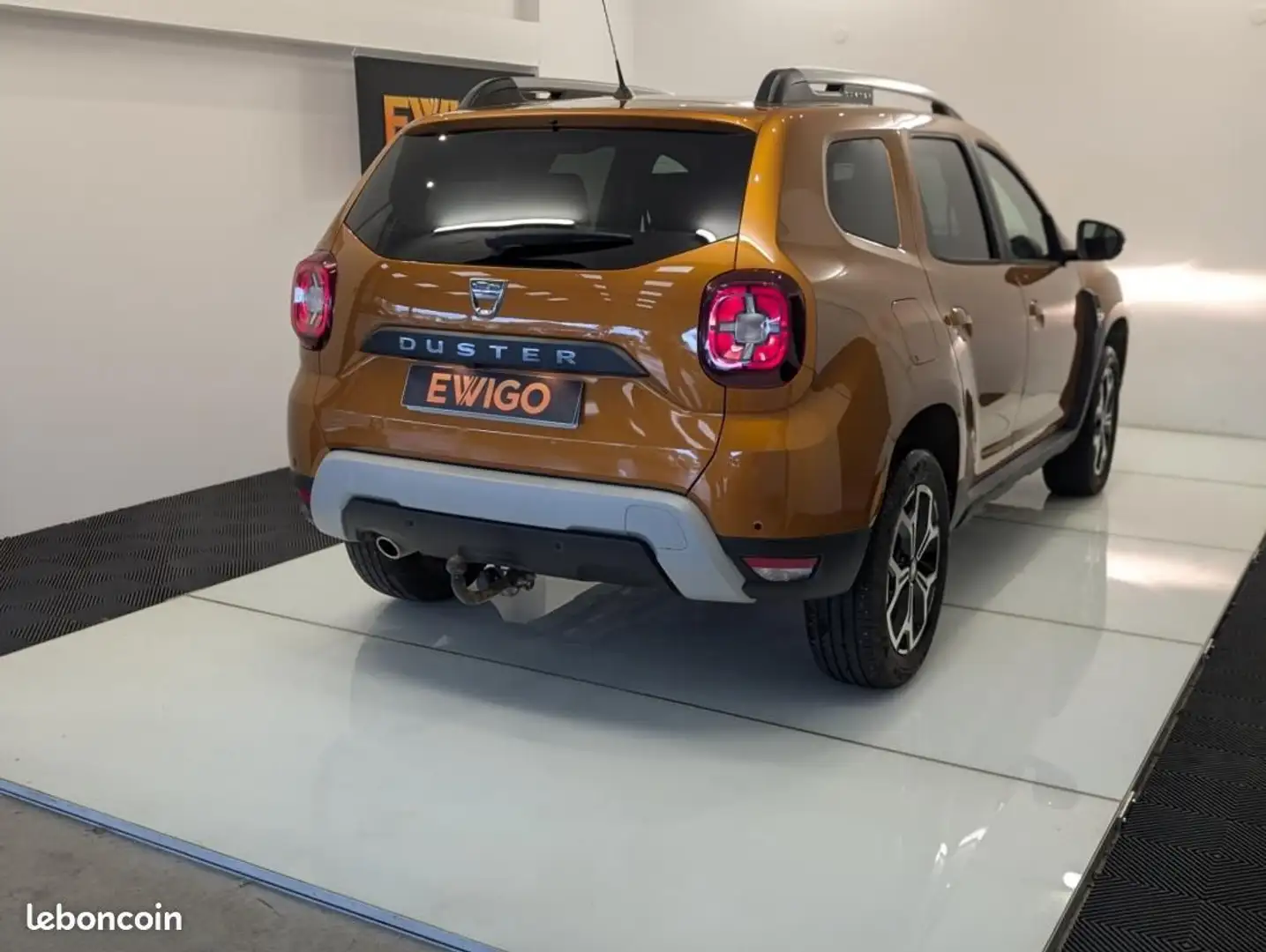 Dacia Duster 1.0 ECO-G 100ch 4X2 PRESTIGE Or - 2