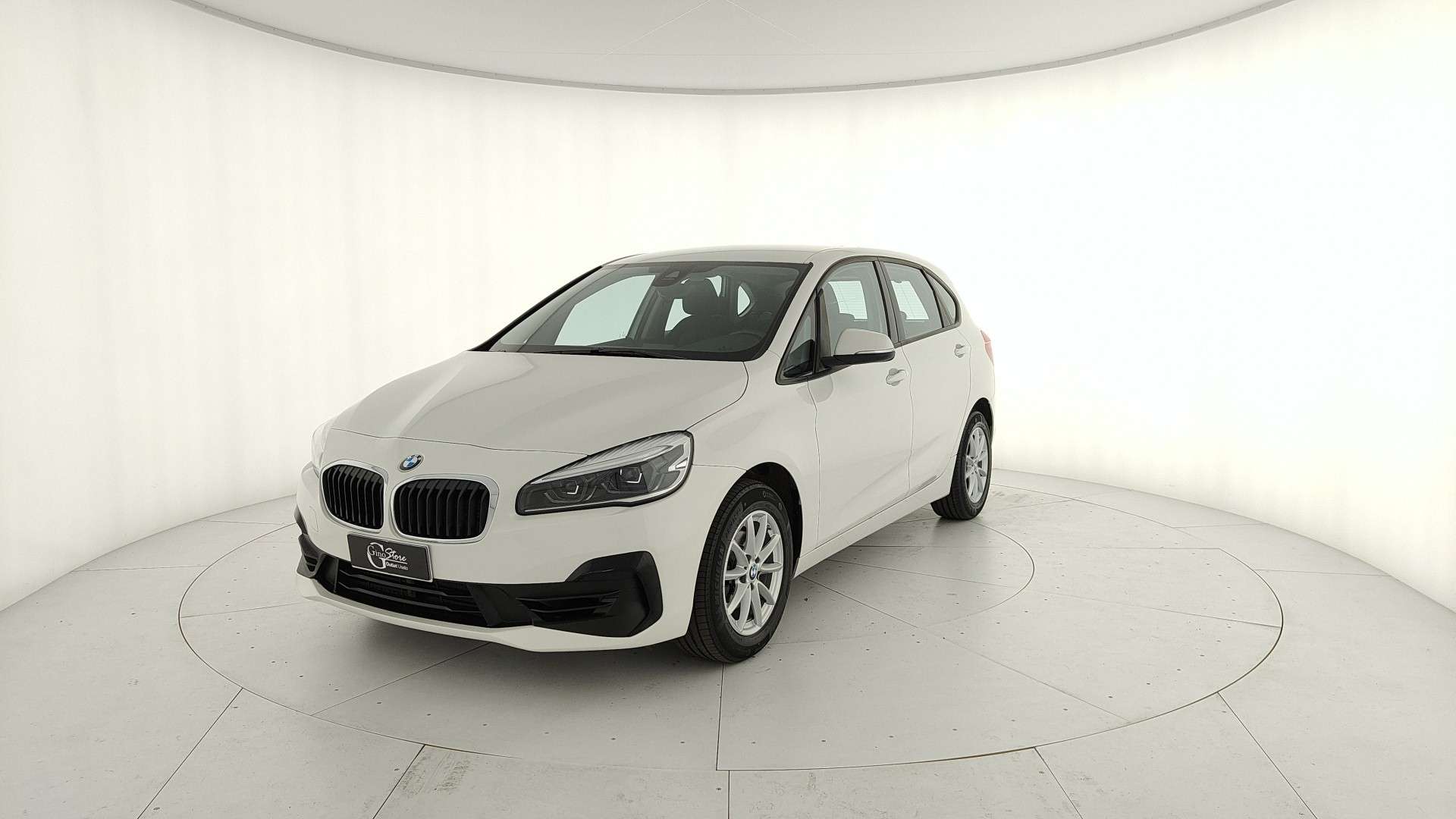 2019 BMW 216
