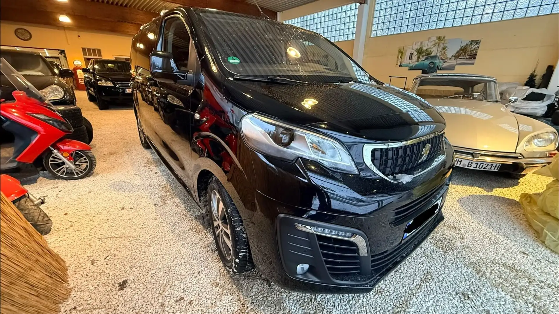 Peugeot Traveller Allure L2 Schwarz - 2