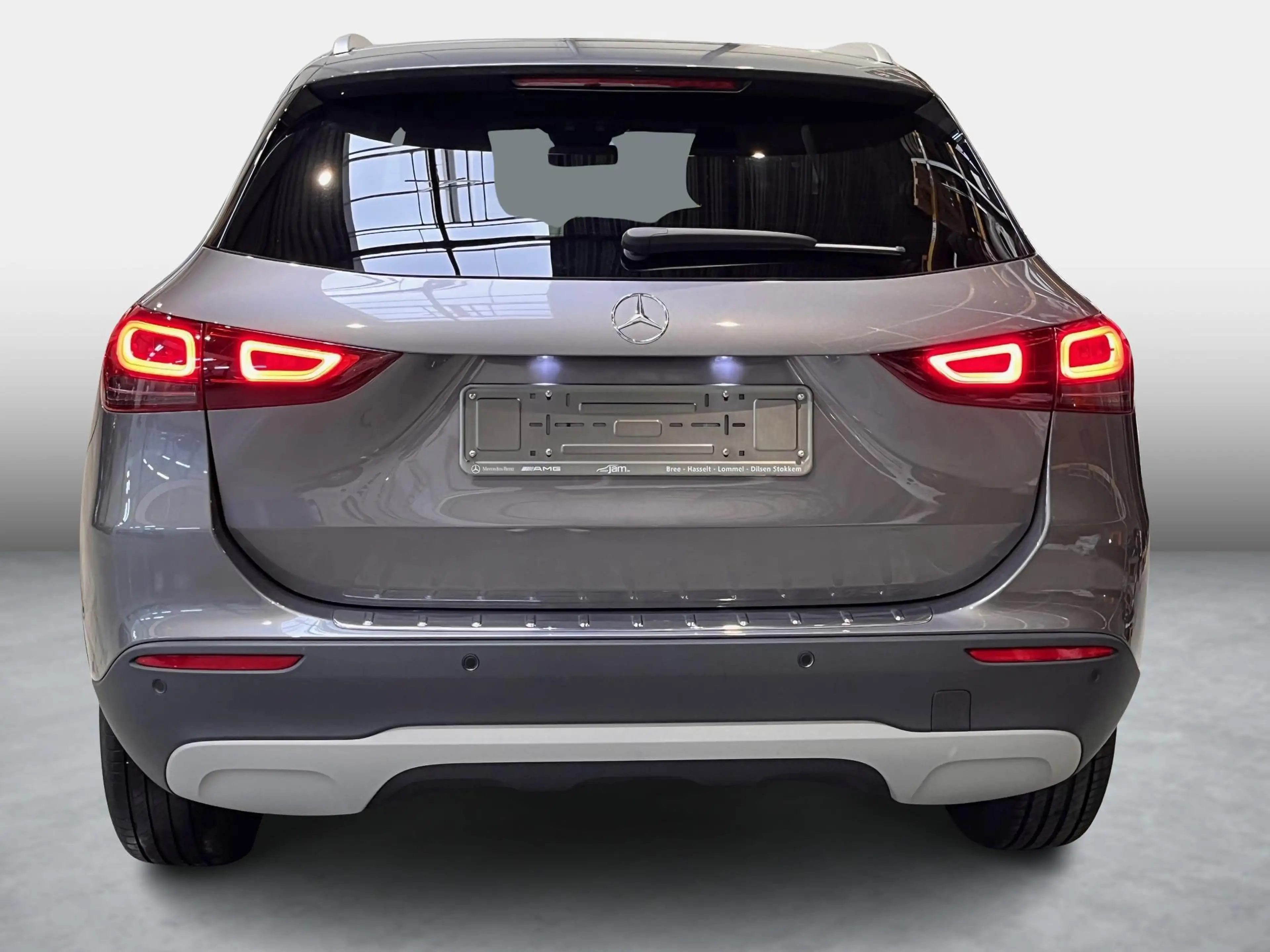 Mercedes-Benz GLA 180 met trekhaak — photo 5