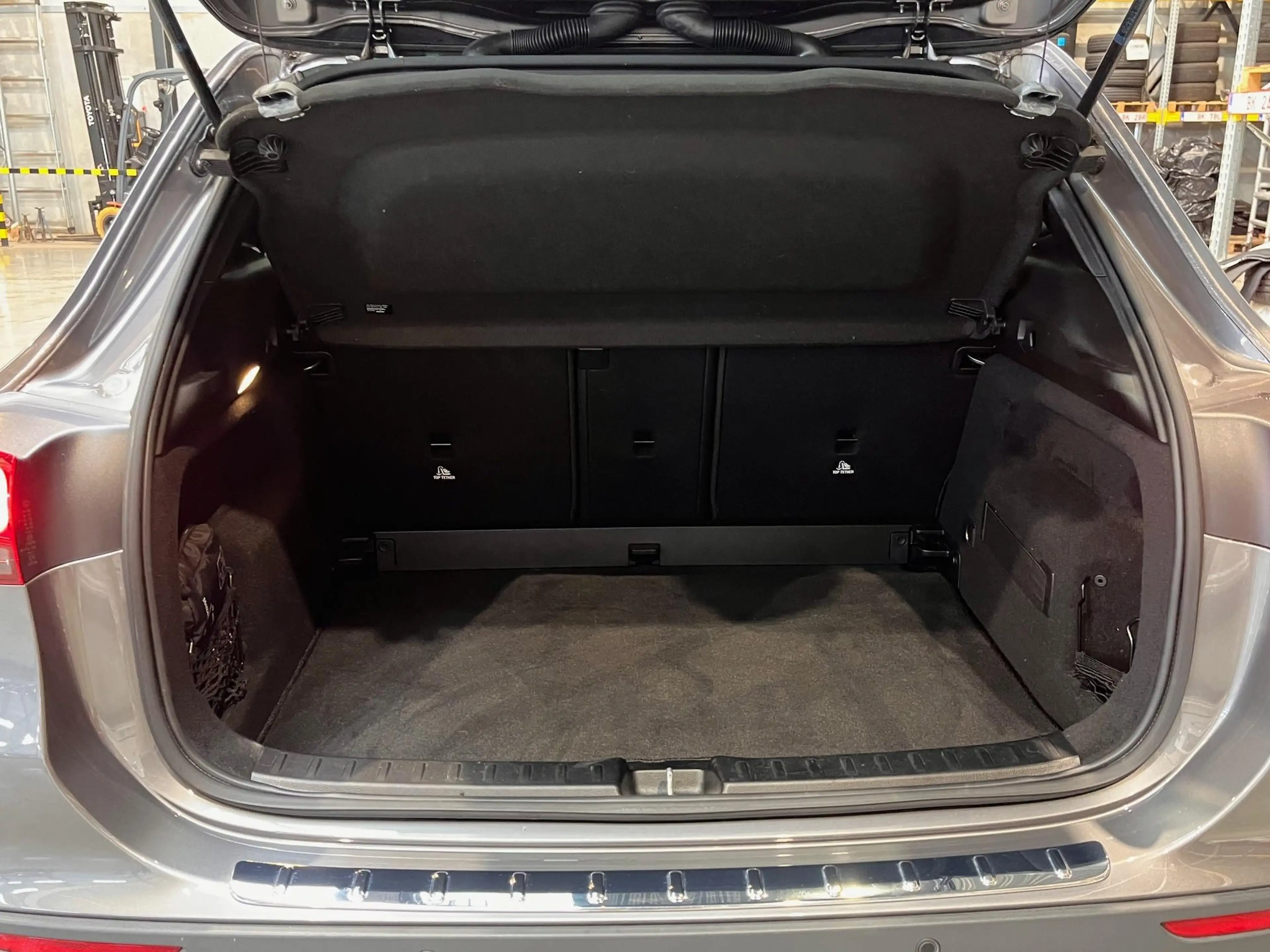 Mercedes-Benz GLA 180 met trekhaak — photo 6