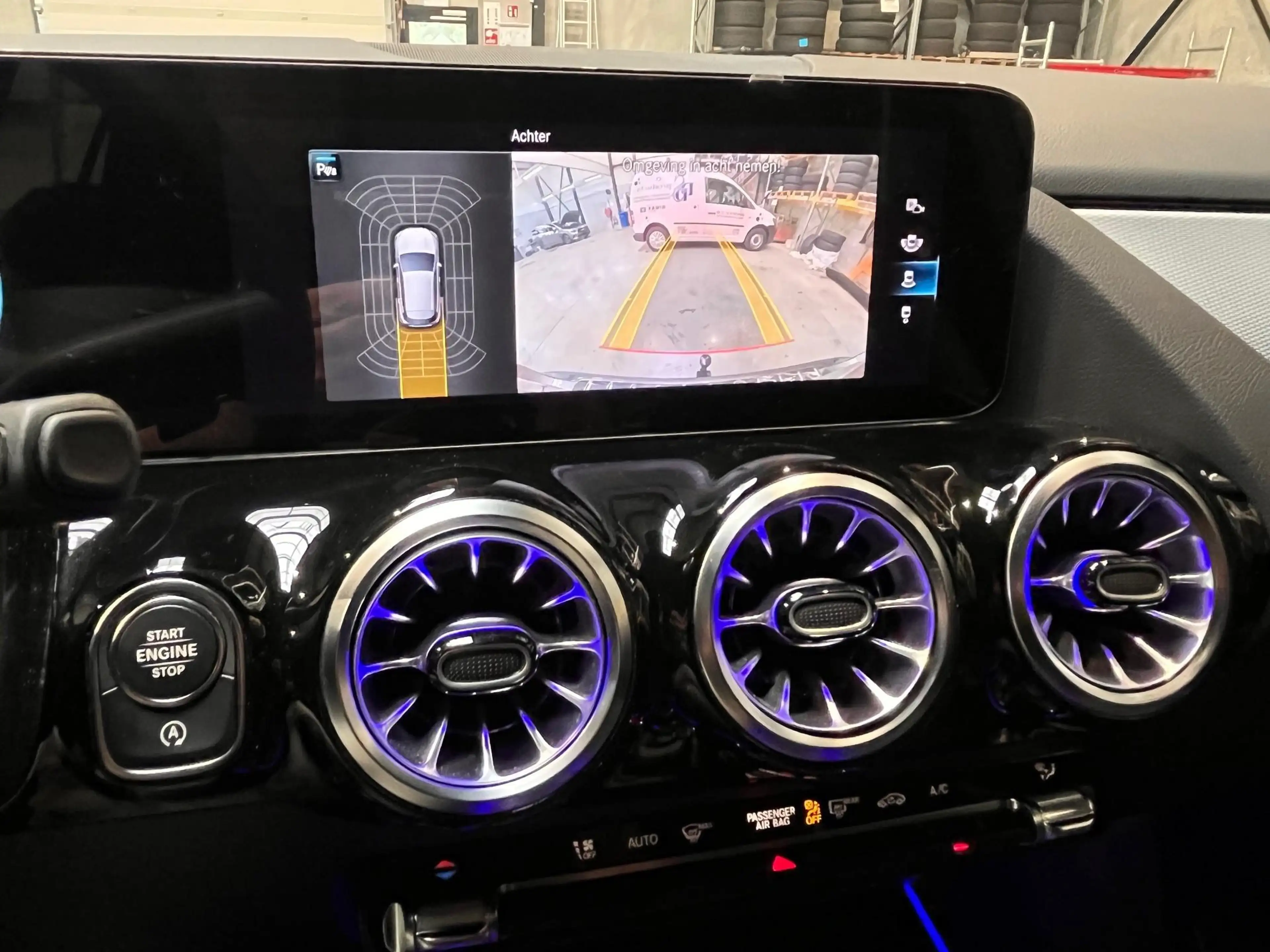 Mercedes-Benz GLA 180 met trekhaak — photo 13