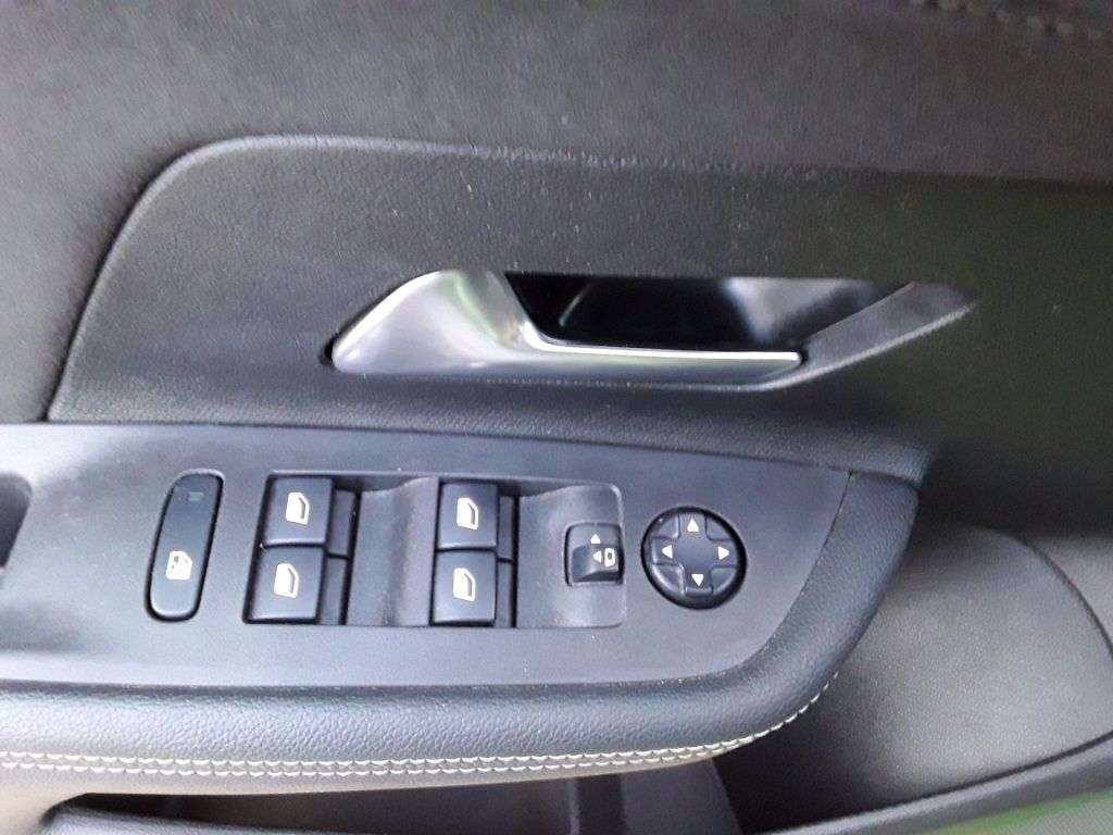Opel Mokka E