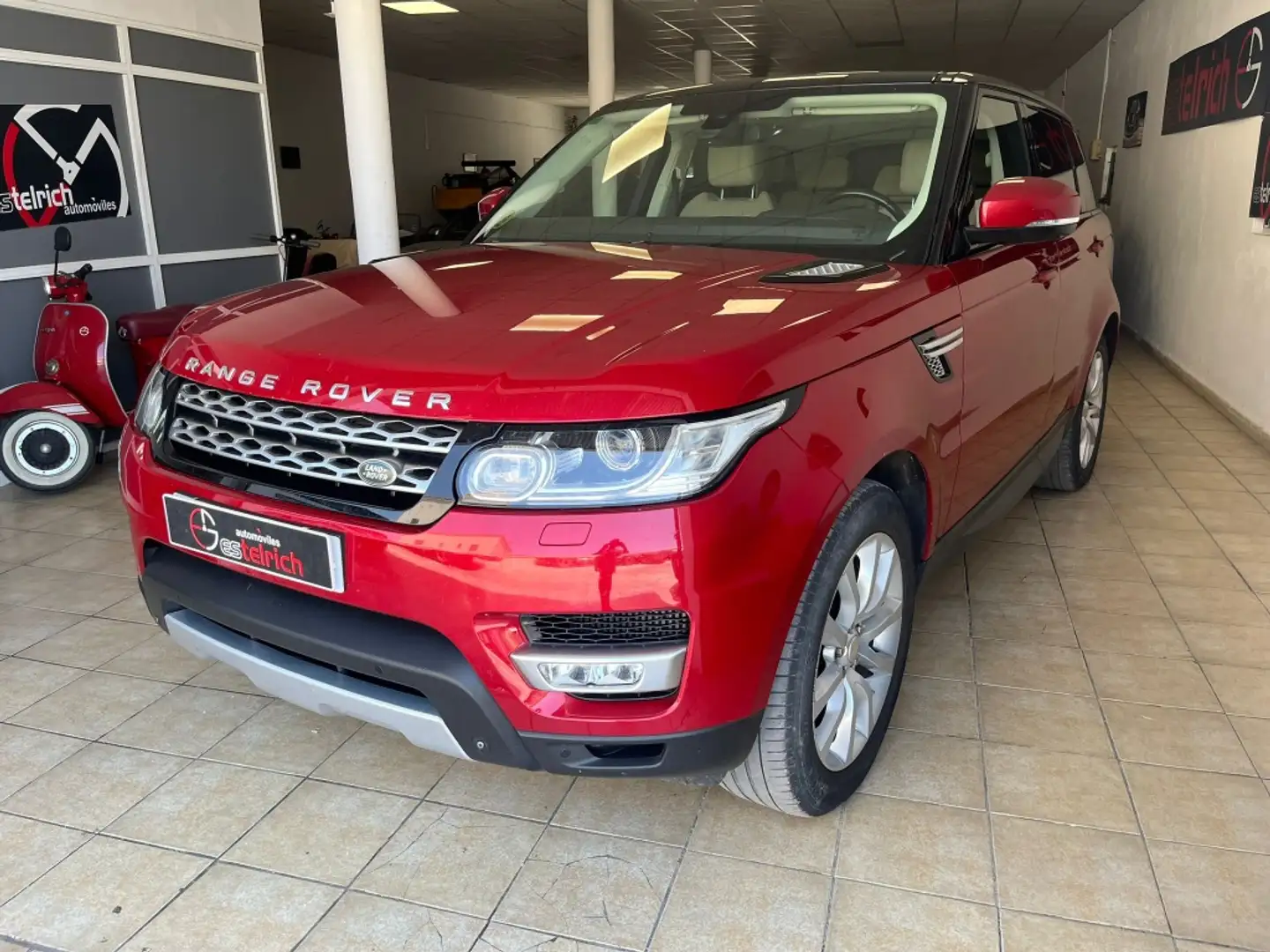 Land Rover Range Rover Sport 3.0TDV6 SE Aut. Rojo - 2