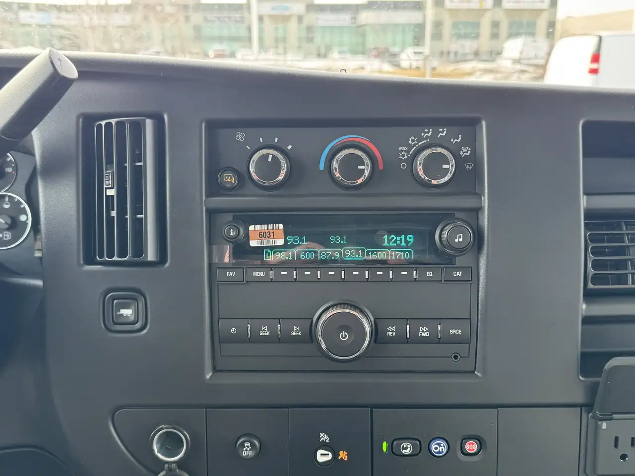 Chevrolet Express 2500 снимка Chevrolet Express 2500