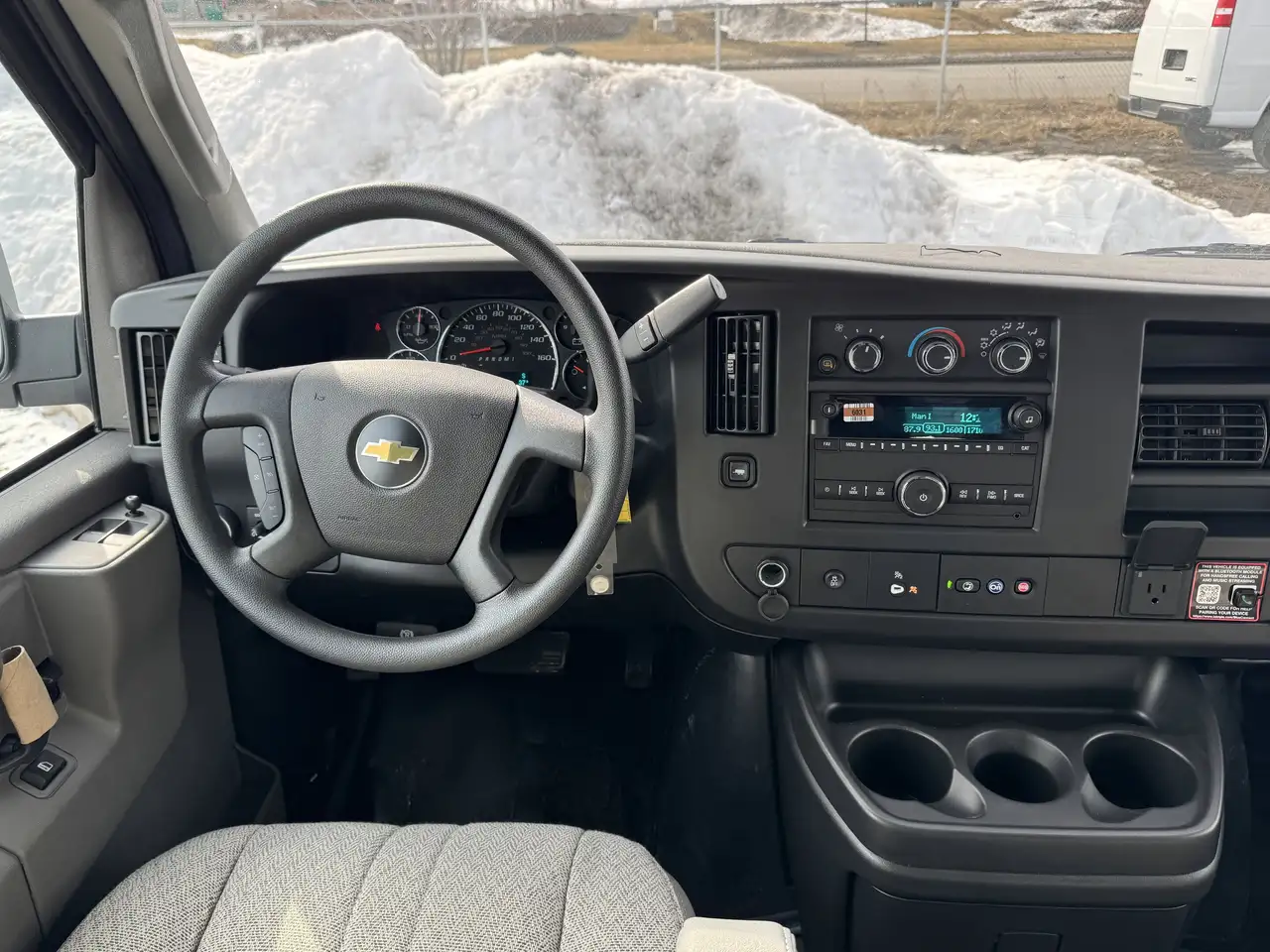 Chevrolet Express 2500 снимка Chevrolet Express 2500