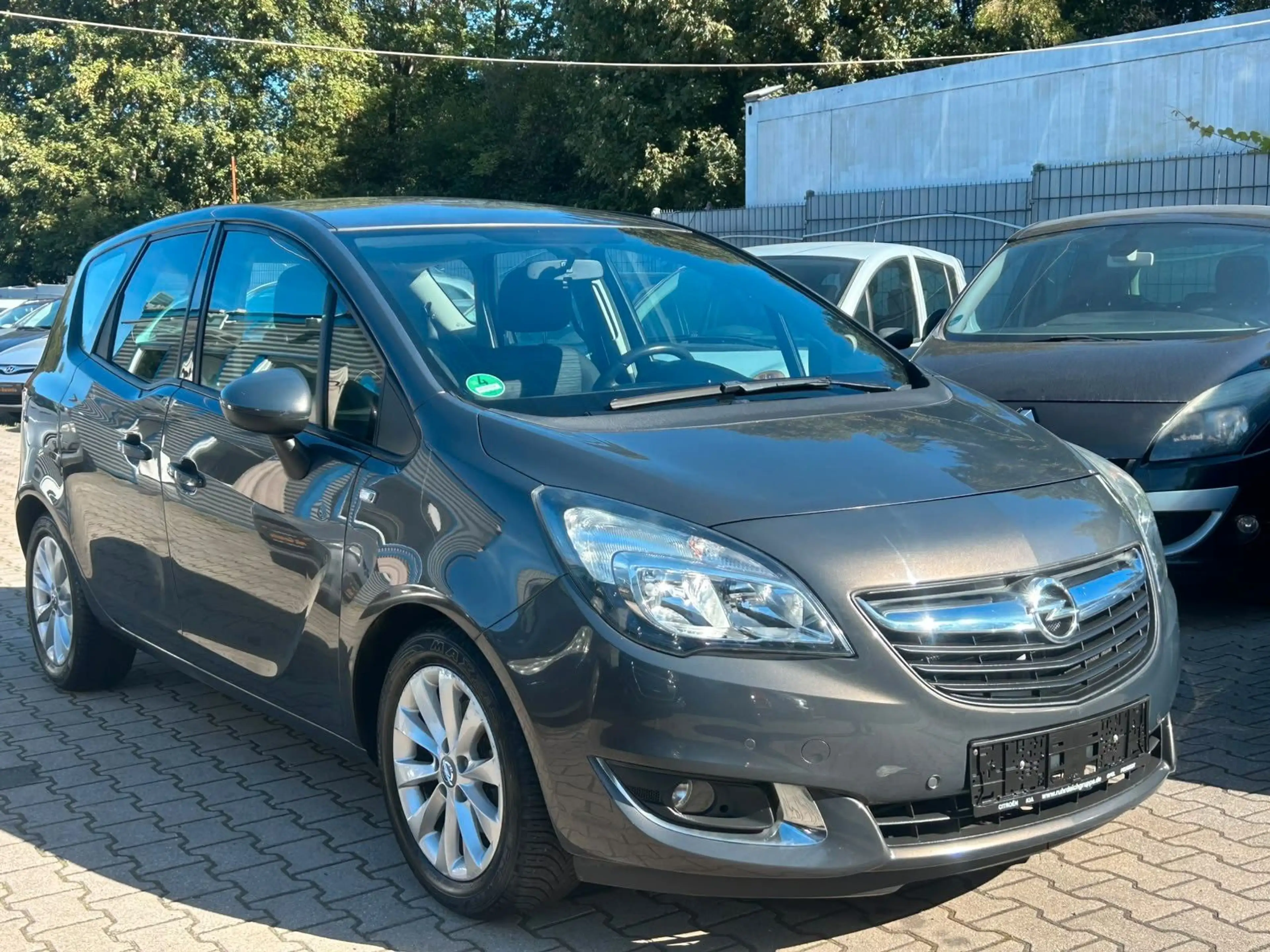Opel Meriva B Style*TOP*NEU TÜV*GEWAHR* — photo 4