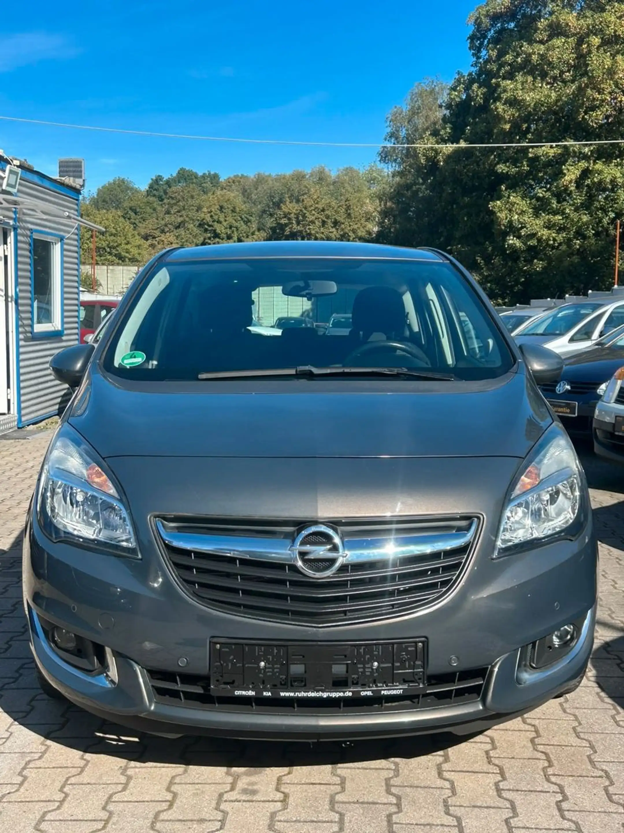 Opel Meriva B Style*TOP*NEU TÜV*GEWAHR*