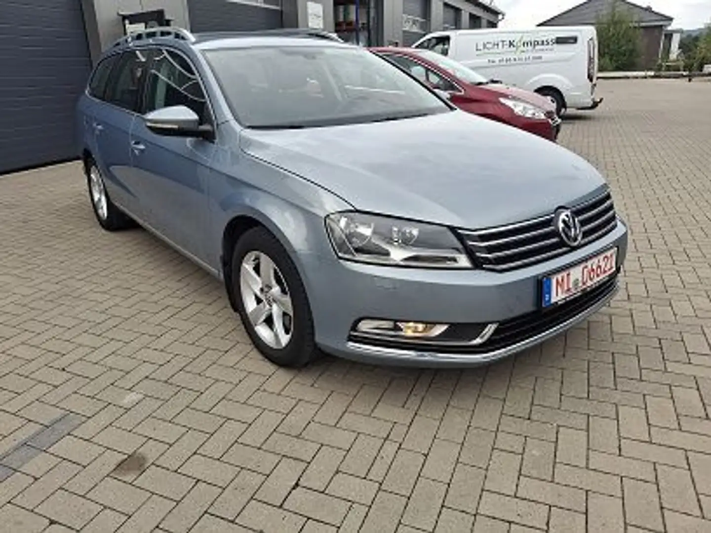 Volkswagen Passat Variant Comfortline EcoFuel Gas Benzin Grau - 2