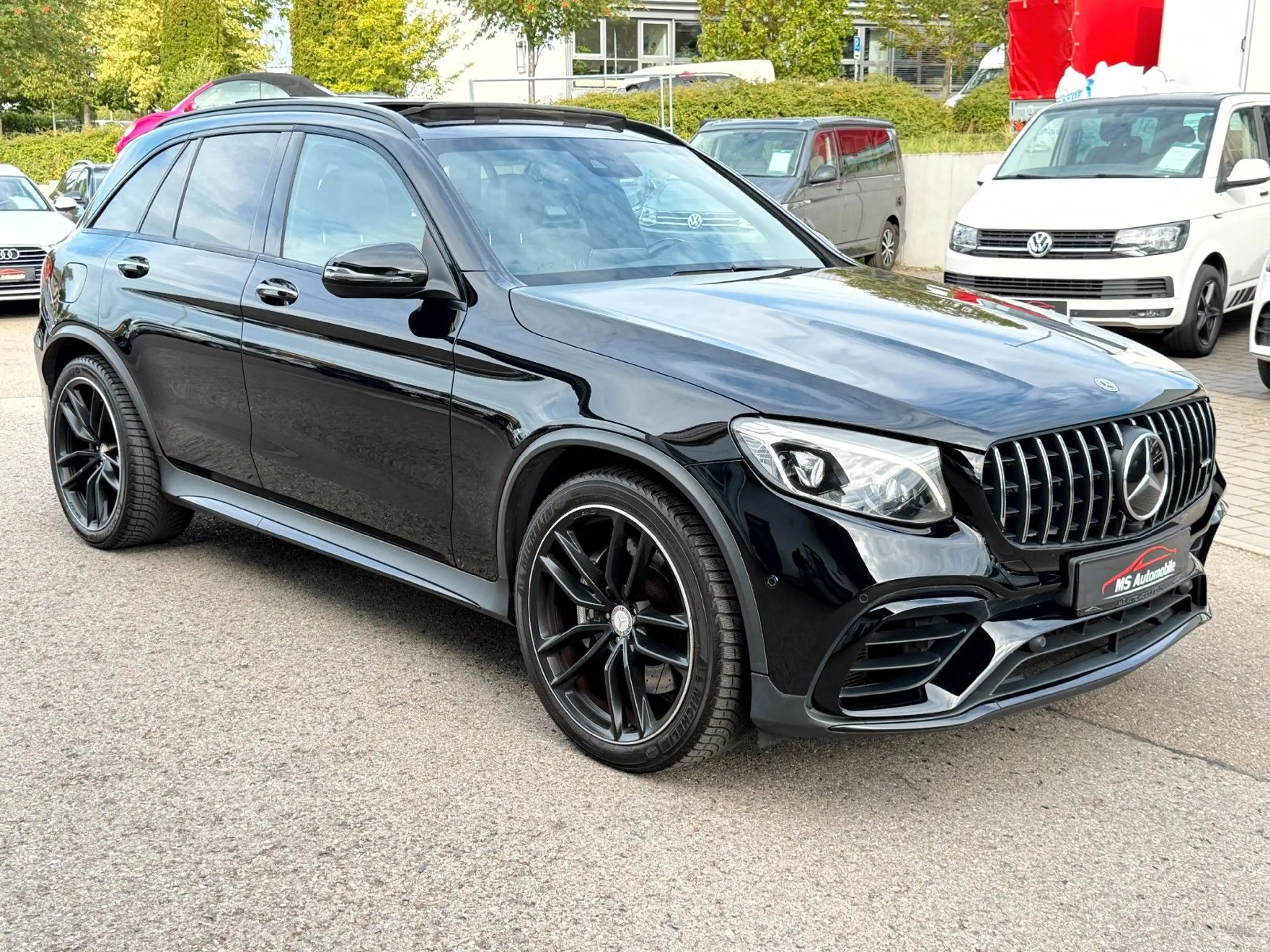 Mercedes-Benz GLC 63 AMG 4Matic Kamera_StandHz_Pano_Sitzklima — photo 3
