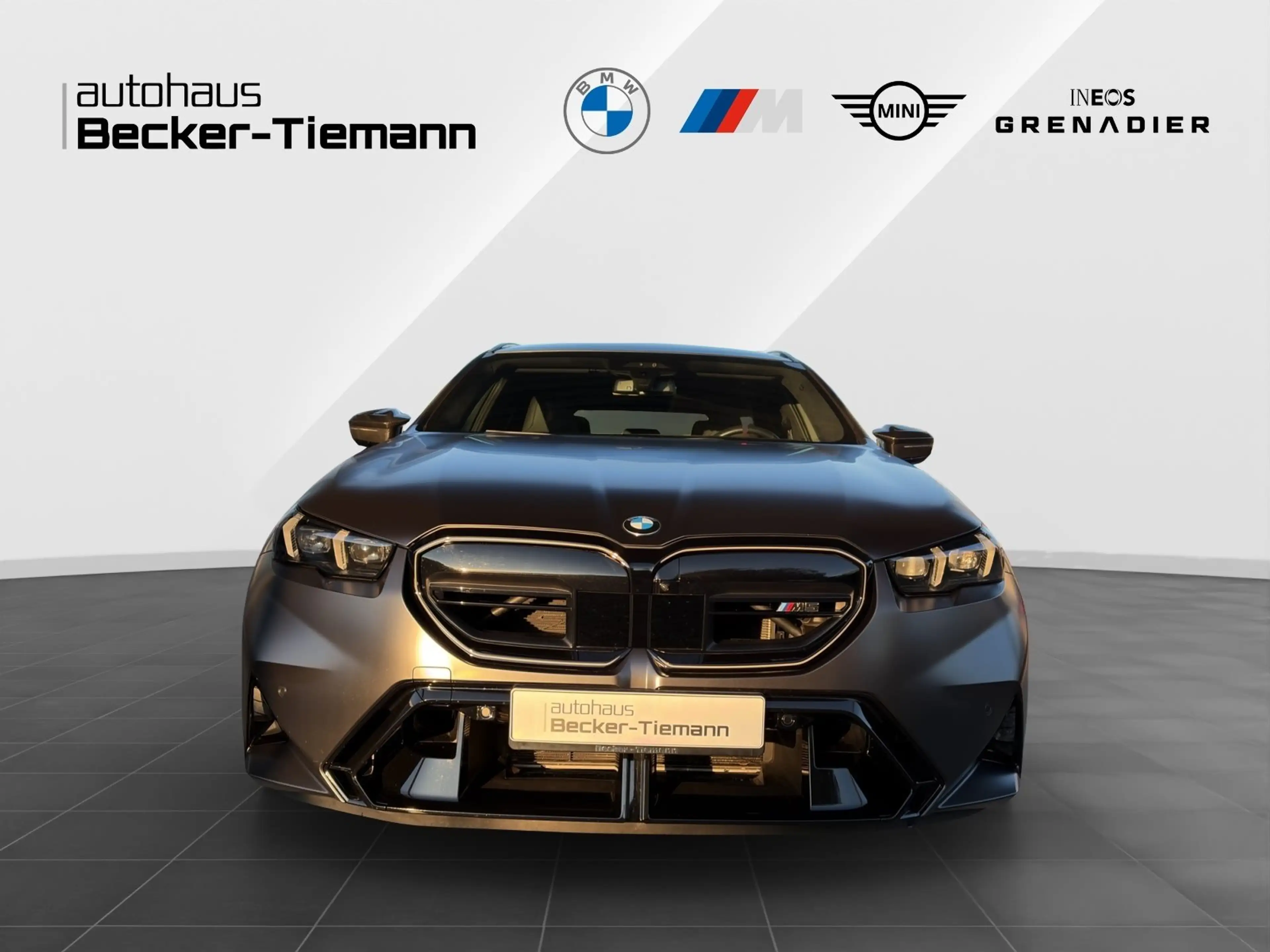 BMW M5 Touring xDrive| UPE 162.630,-| Ahk| M DriversPacka — photo 2
