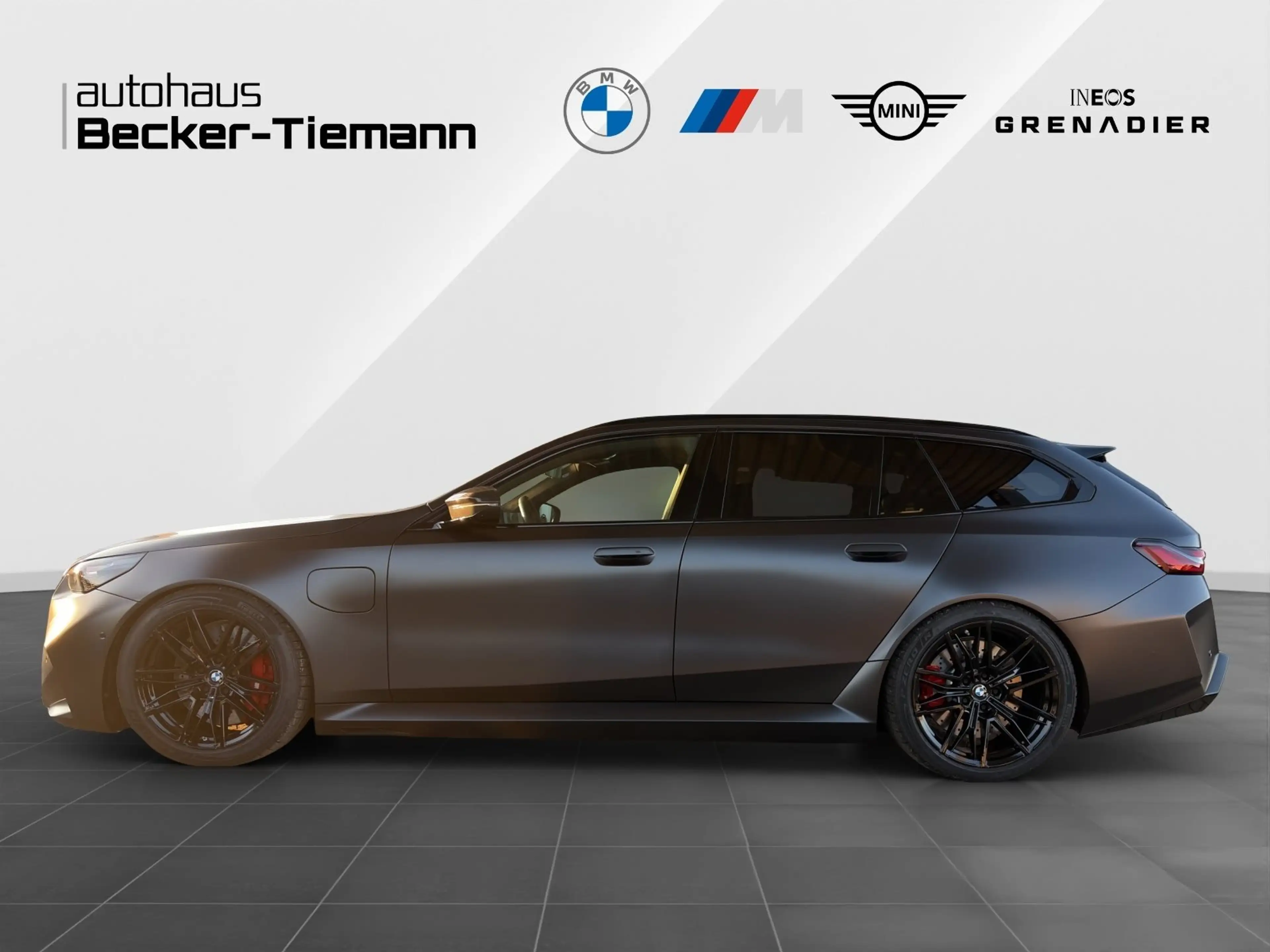 BMW M5 Touring xDrive| UPE 162.630,-| Ahk| M DriversPacka — photo 3