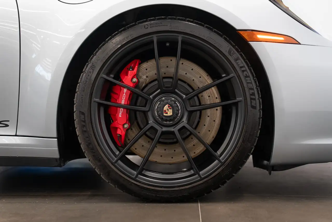 Porsche 911 снимка Porsche 911