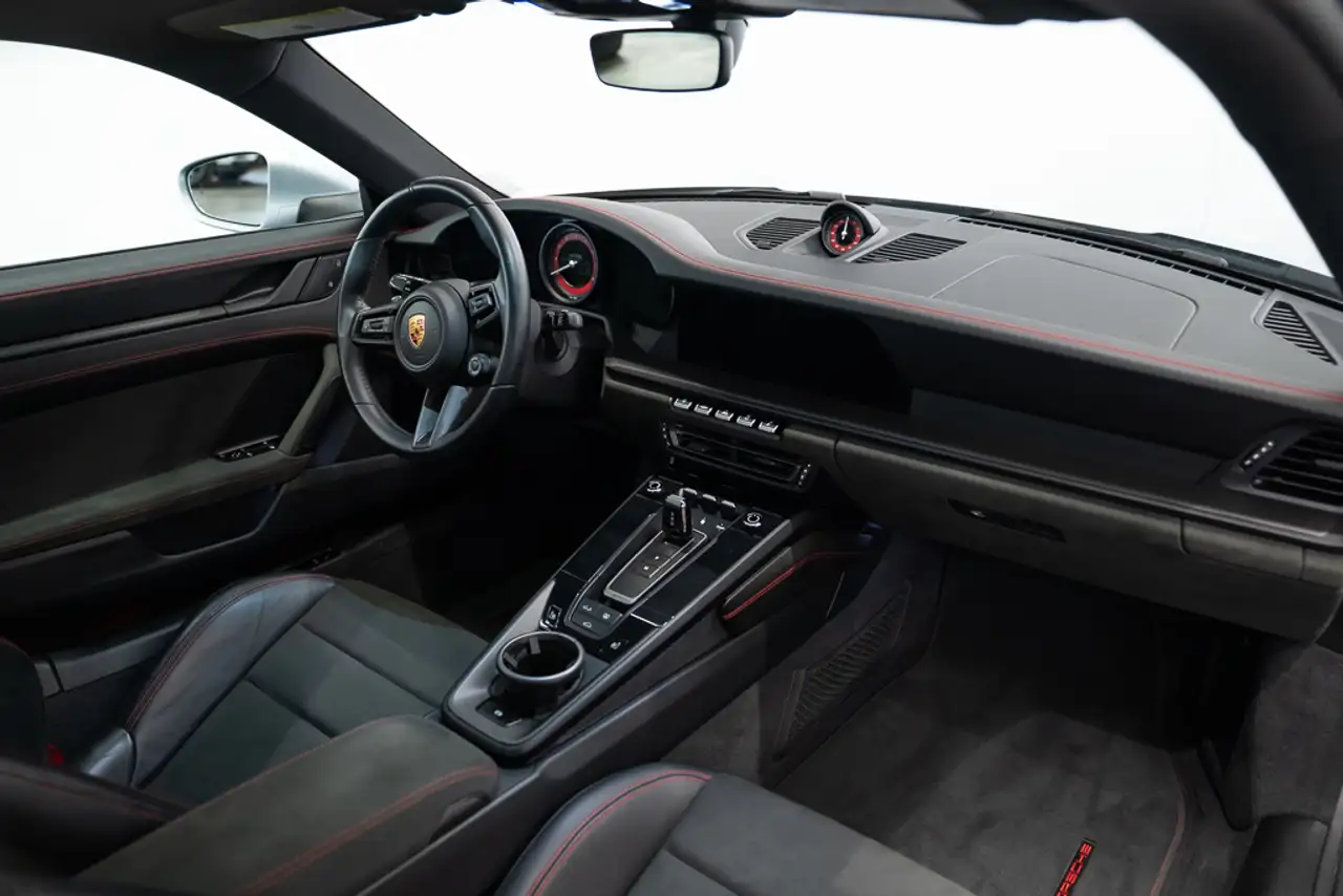 Porsche 911 снимка Porsche 911