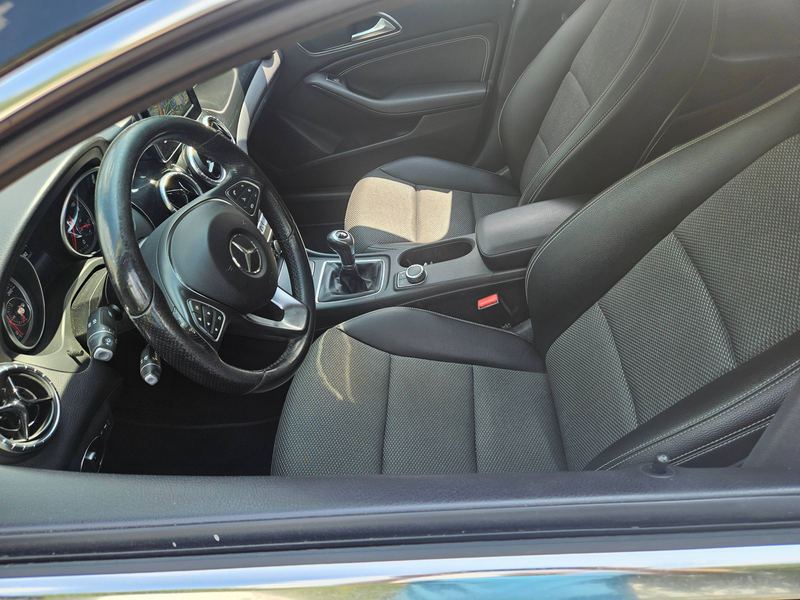 Mercedes-Benz CLA 180 CLA 180 d — photo 15