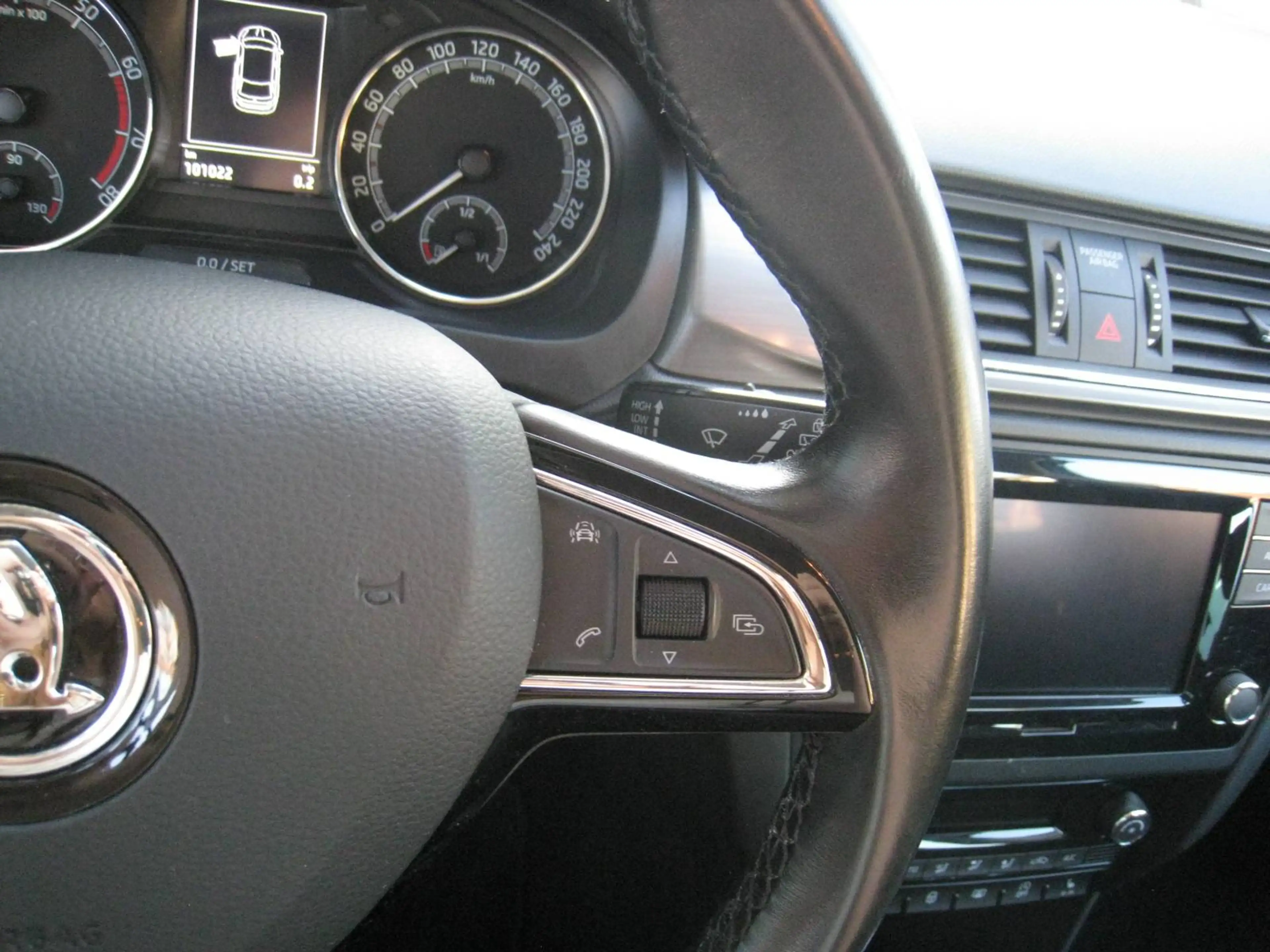 Skoda Rapid/Spaceback 1.4 TSI STYLE — photo 15